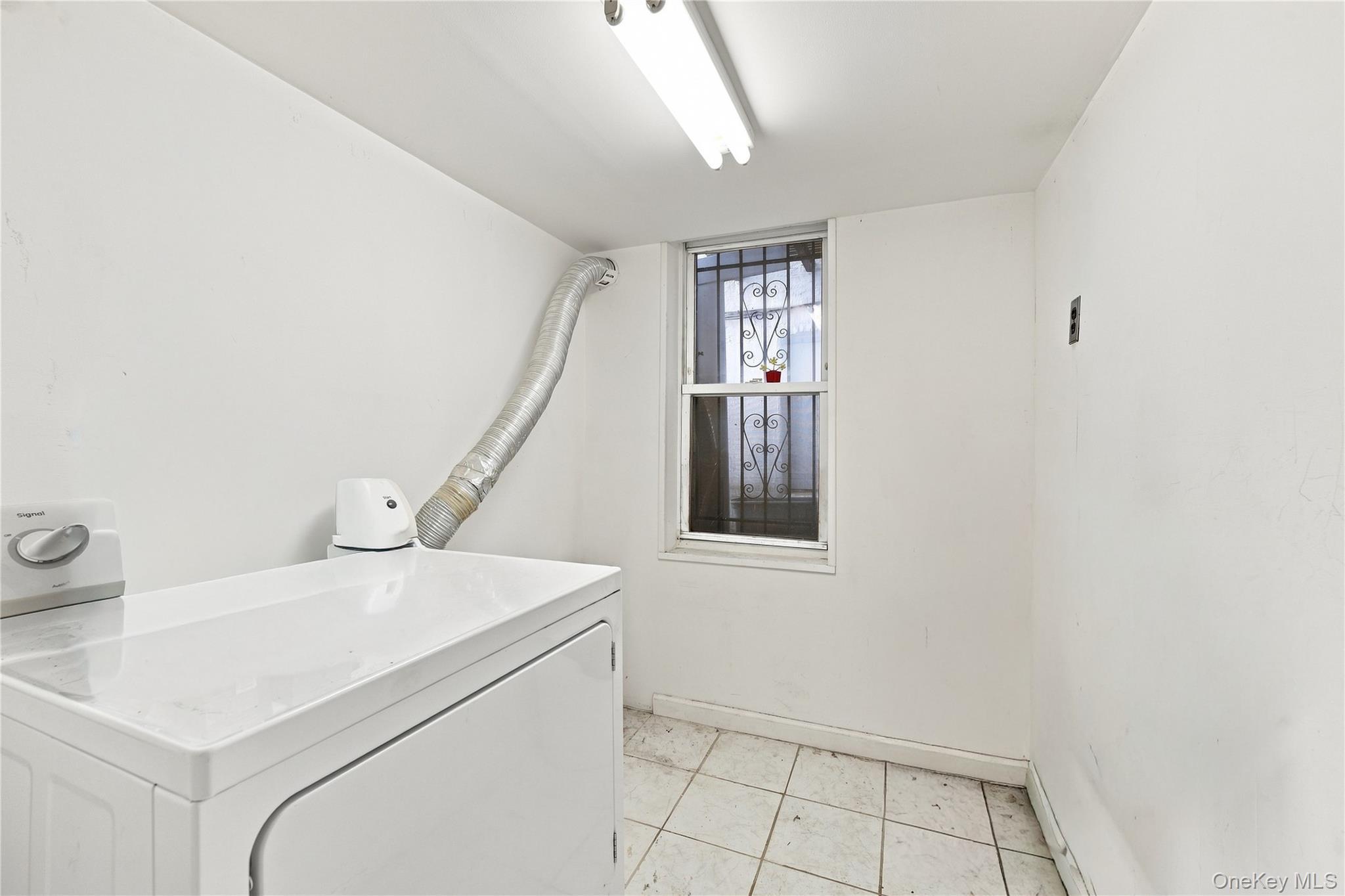 Single Family W 3rd Street Brooklyn, NY 11223, MLS-1042312-26