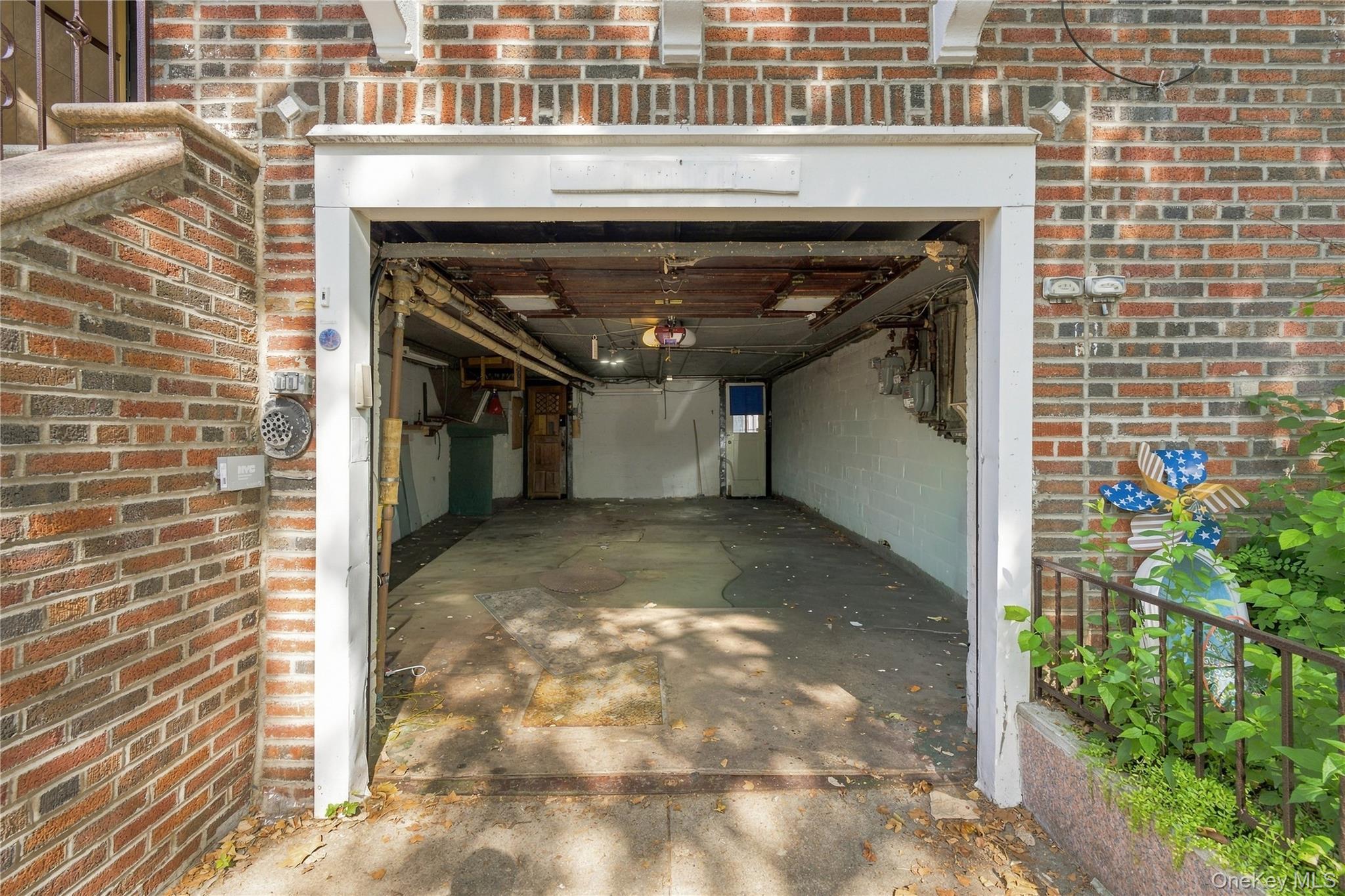 Single Family W 3rd Street  Brooklyn, NY 11223, MLS-1042312-32