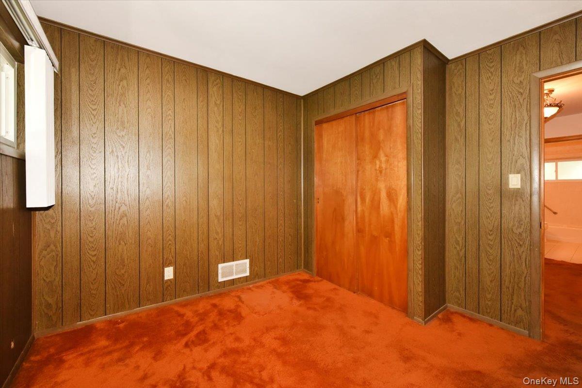 Single Family Franklin Street Nassau County, NY 11762, MLS-1042332-22