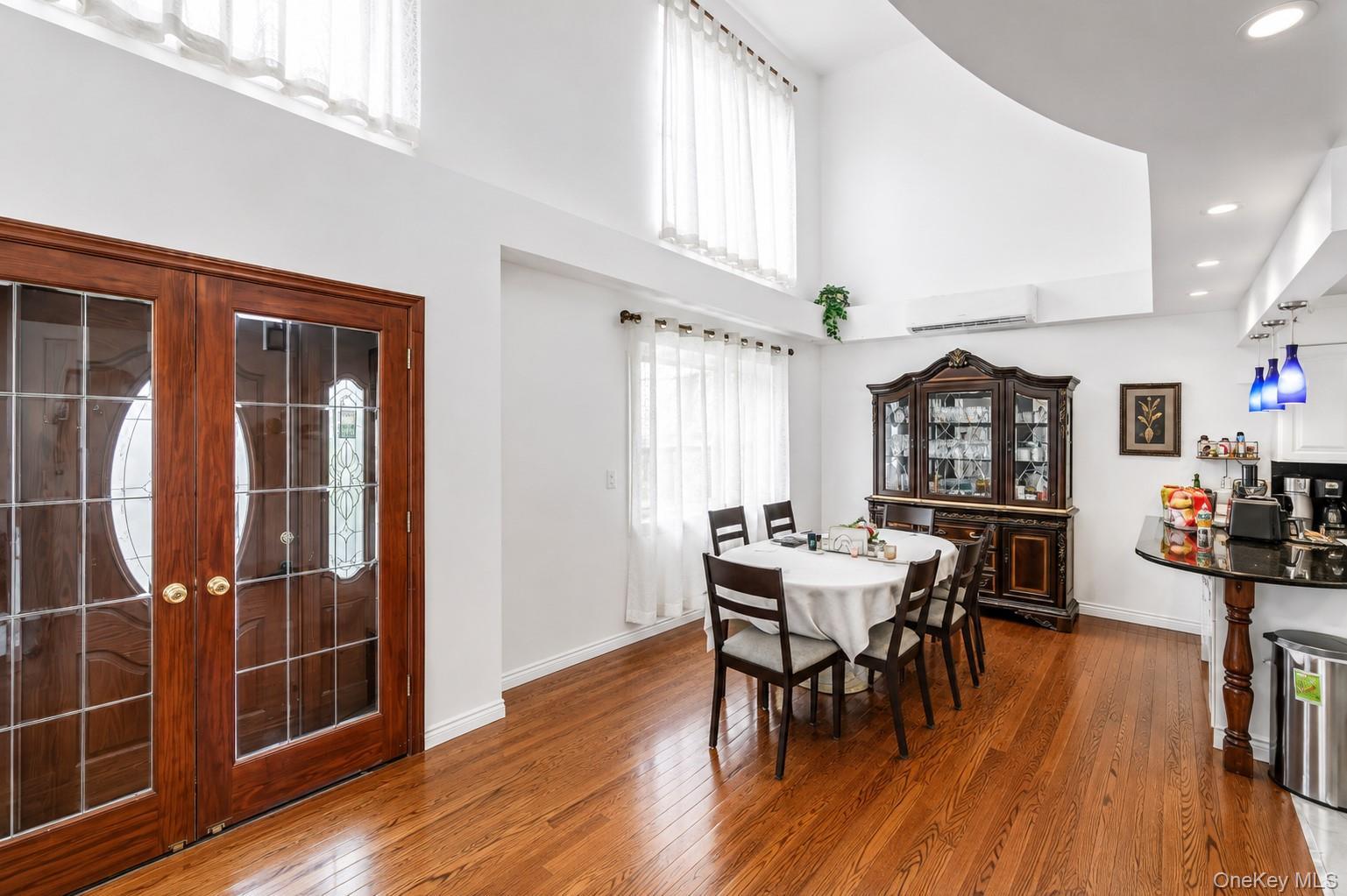 Single Family 204th Street Queens, NY 11361, MLS-1042342-3