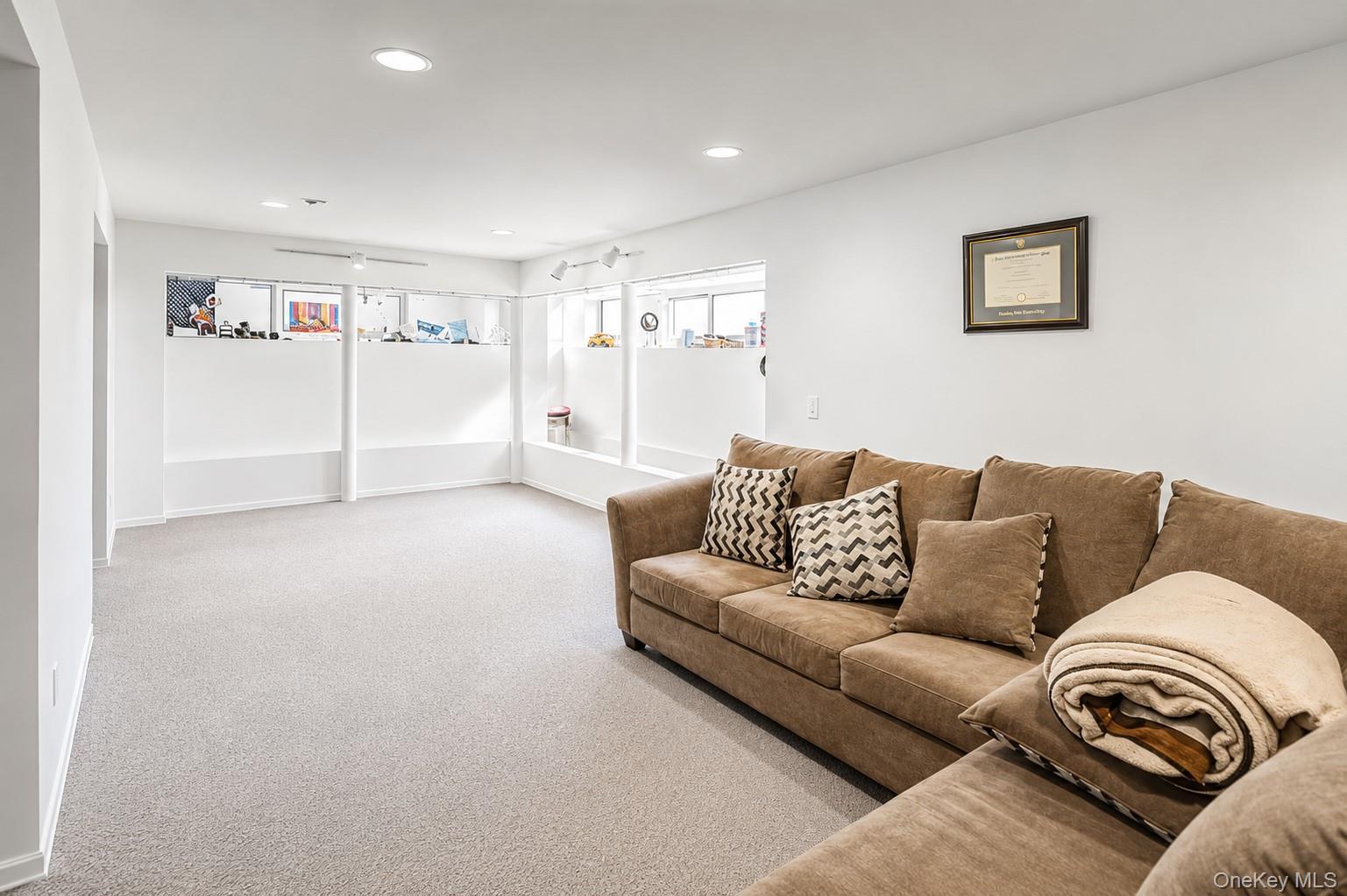 Single Family 204th Street Queens, NY 11361, MLS-1042342-9