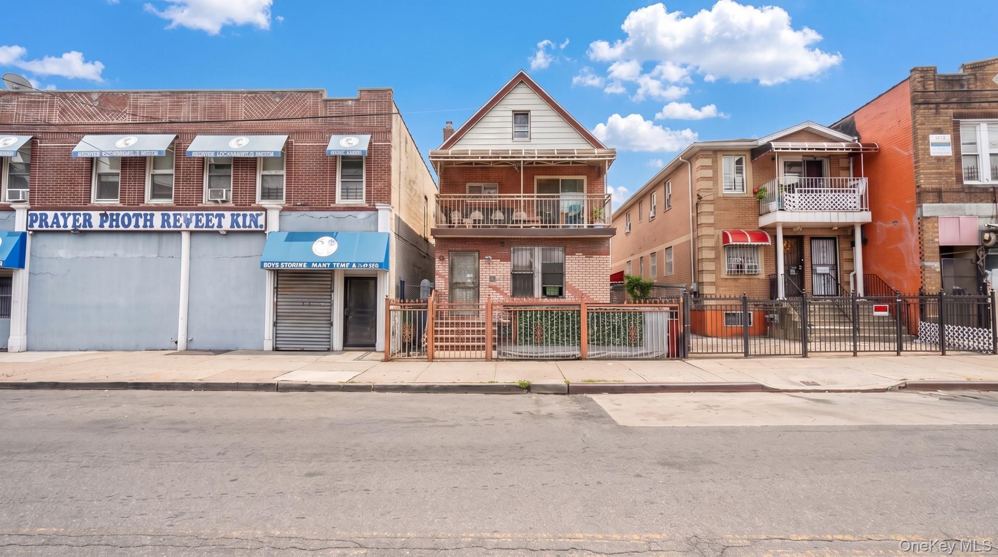 Single Family Sutphin Blvd Queens, NY 11435, MLS-1042344-2