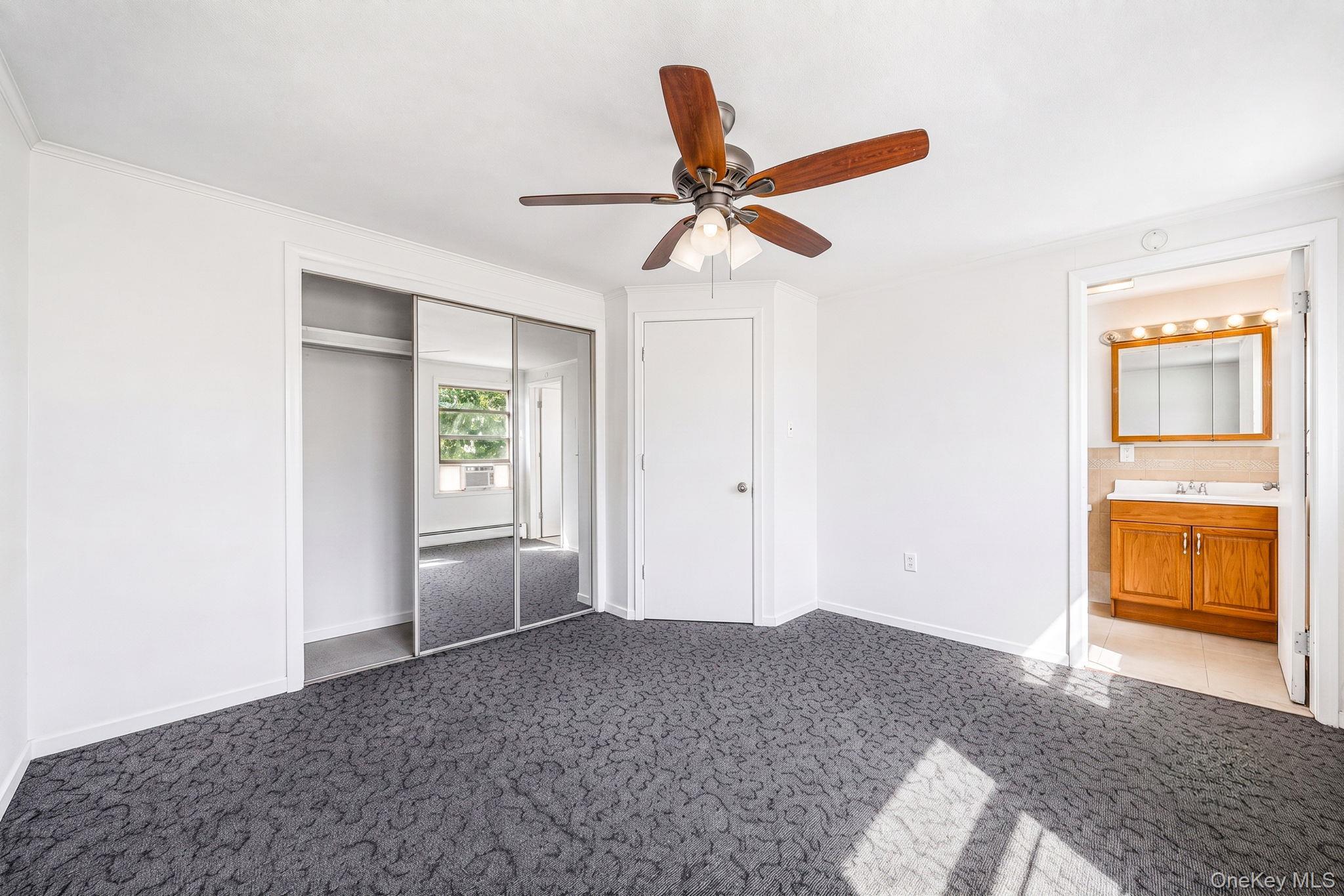 Single Family Walnut Avenue Suffolk County, NY 11779, MLS-1042345-13