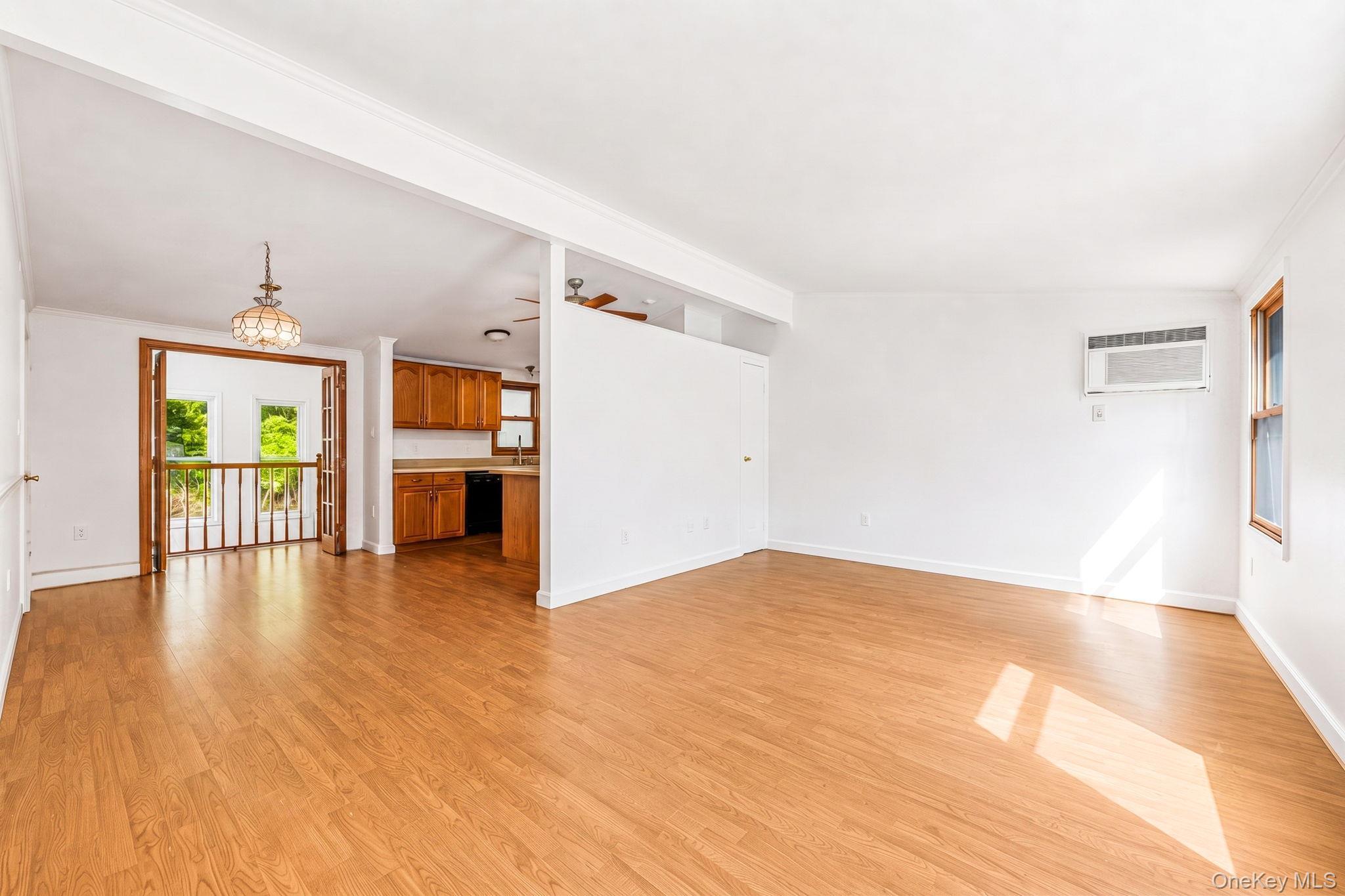 Single Family Walnut Avenue Suffolk County, NY 11779, MLS-1042345-2