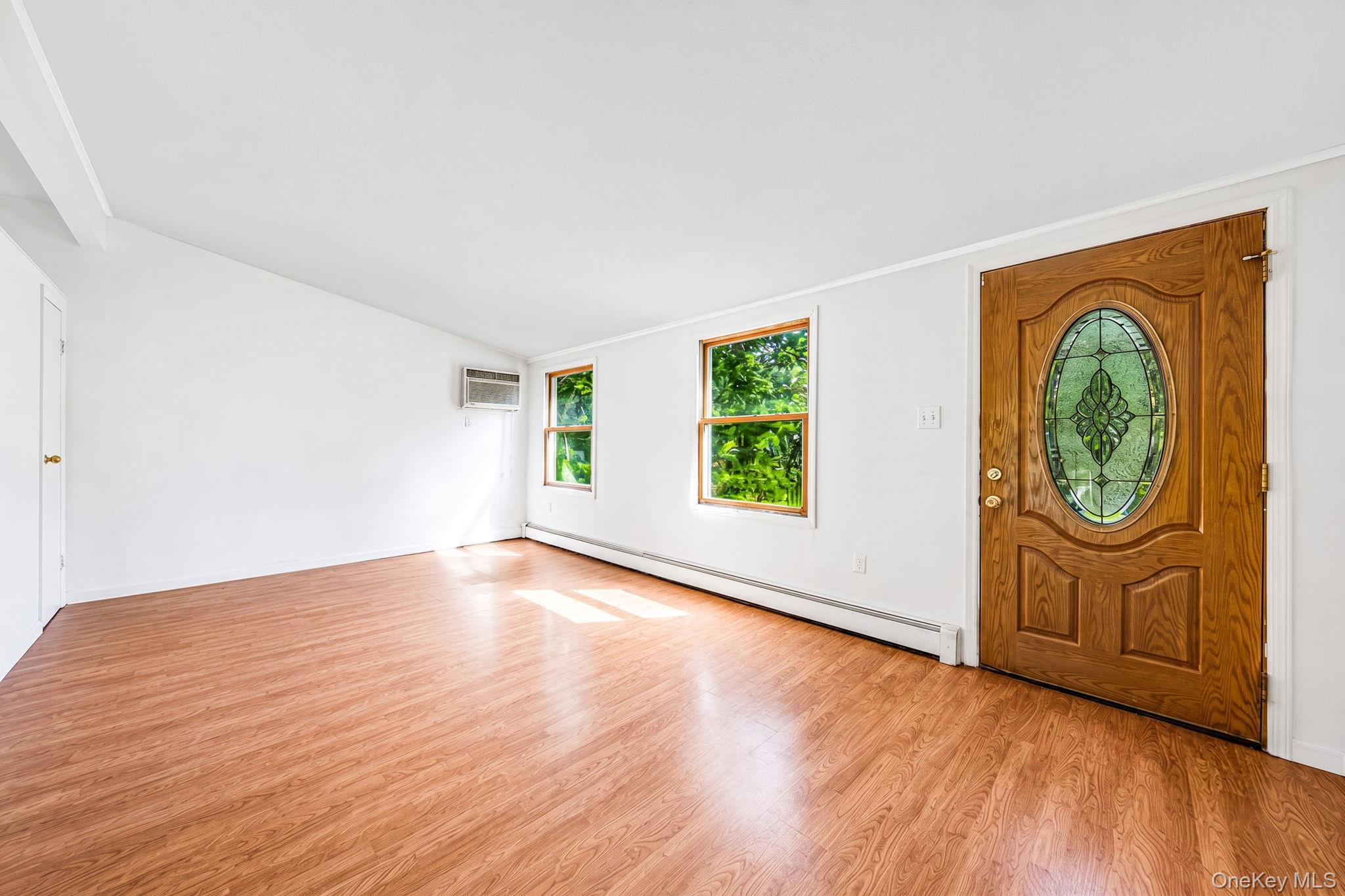 Single Family Walnut Avenue Suffolk County, NY 11779, MLS-1042345-3