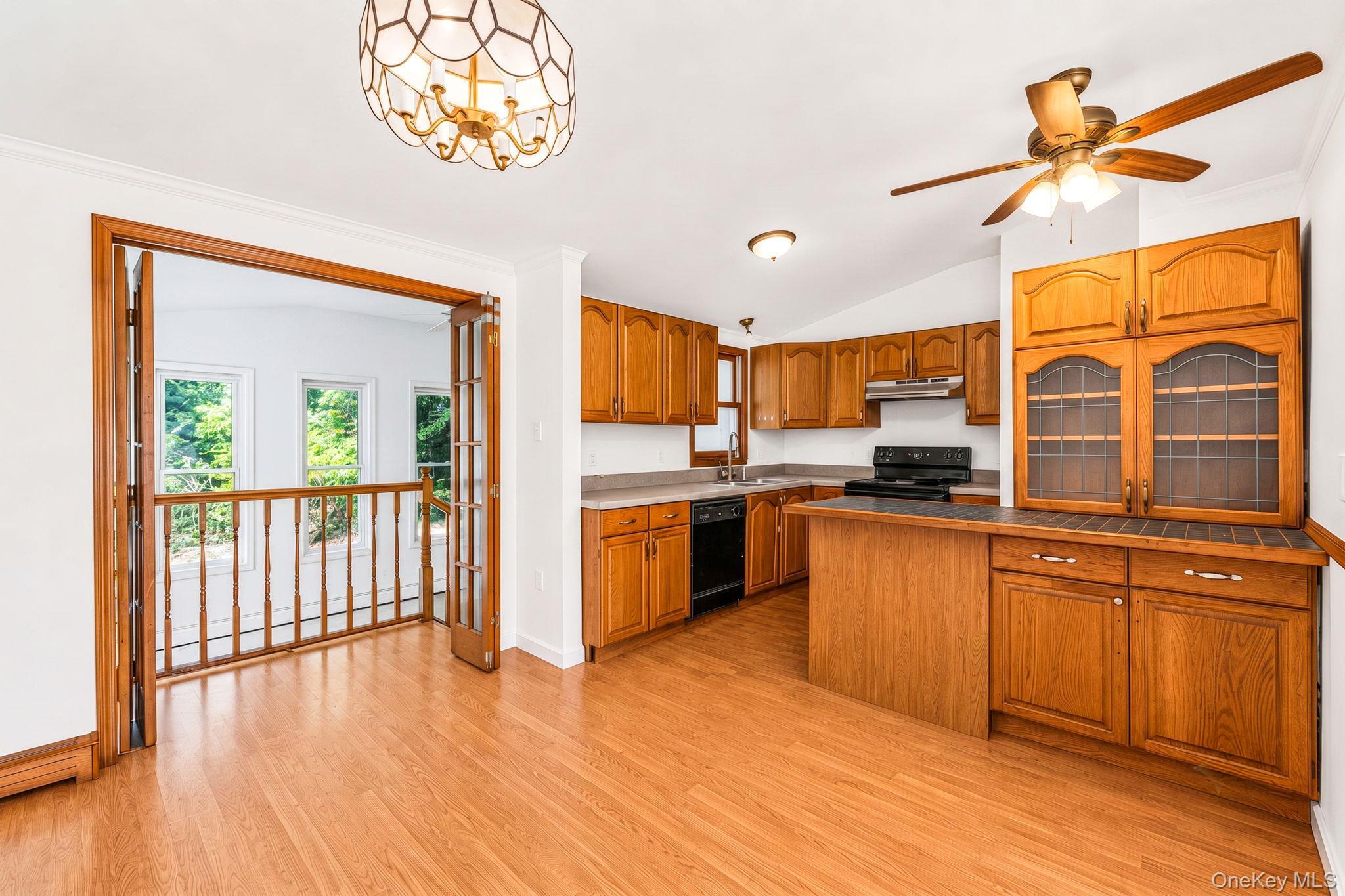 Single Family Walnut Avenue Suffolk County, NY 11779, MLS-1042345-7