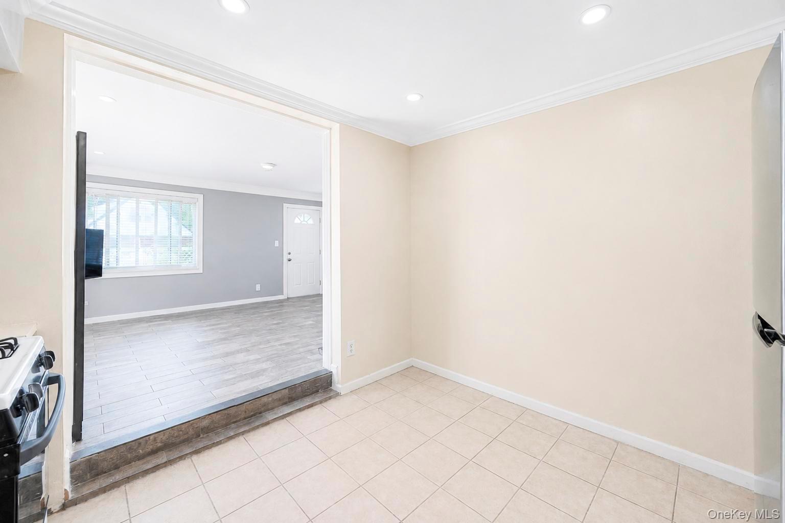 Single Family Goodrich Street Nassau County, NY 11553, MLS-1042356-16