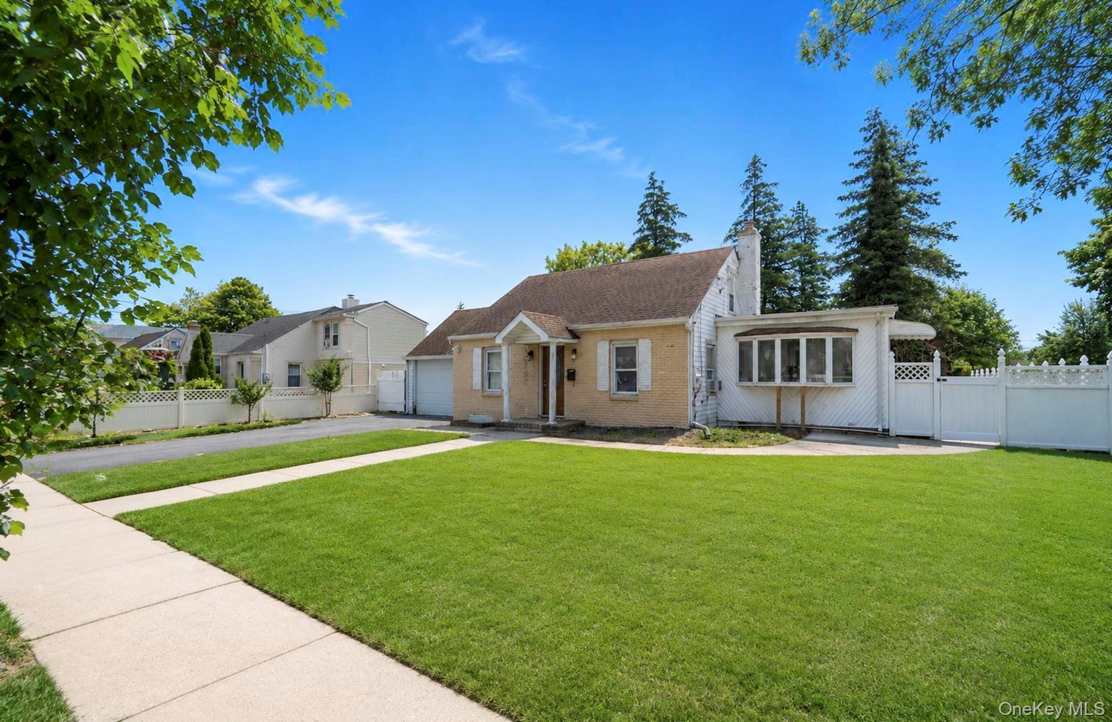 Single Family Goodrich Street Nassau County, NY 11553, MLS-1042356-3