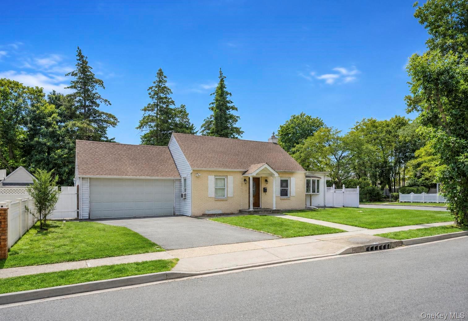 Single Family Goodrich Street Nassau County, NY 11553, MLS-1042356-4