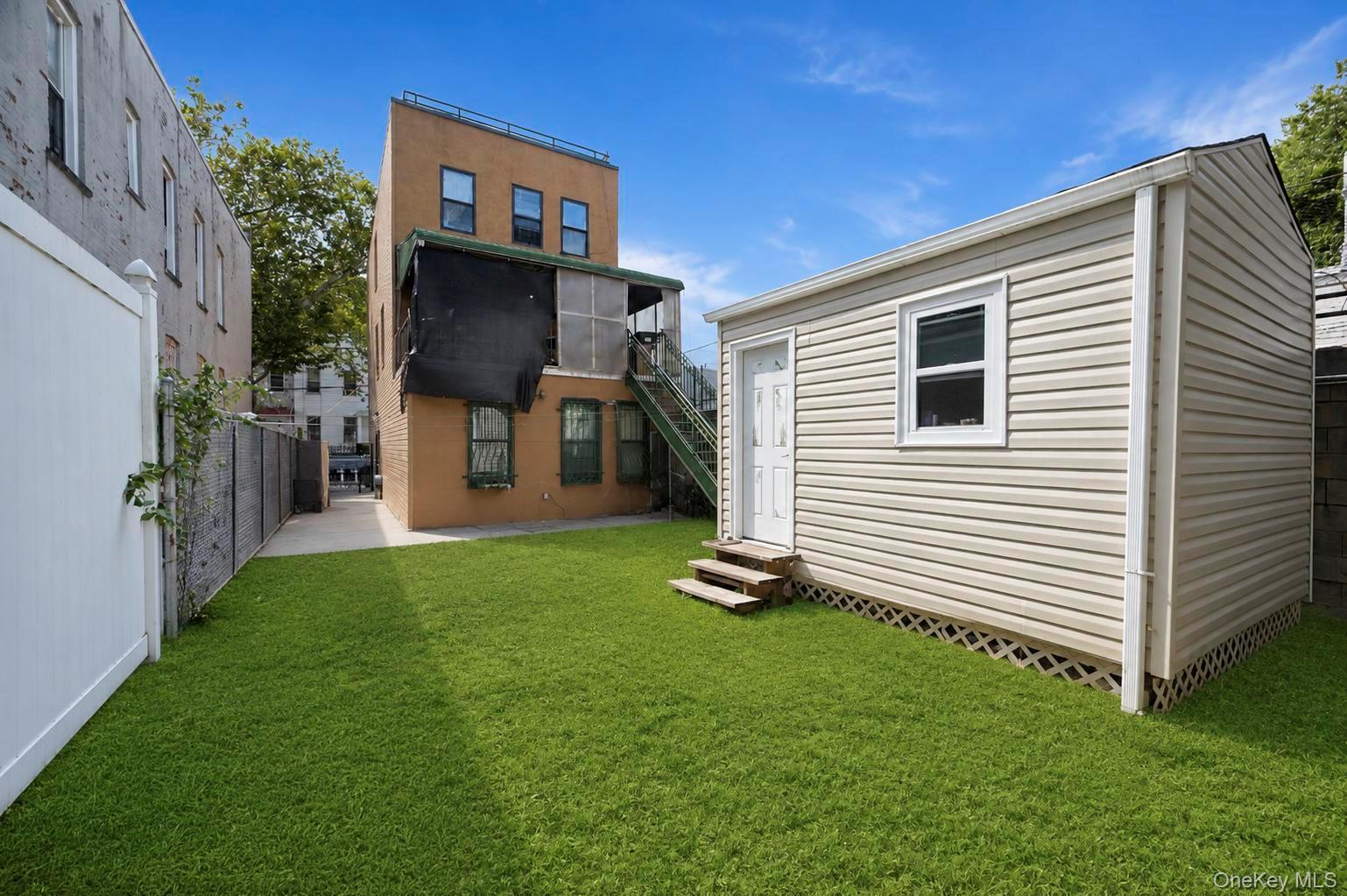 Single Family Barbey Street Brooklyn, NY 11207, MLS-1042375-38