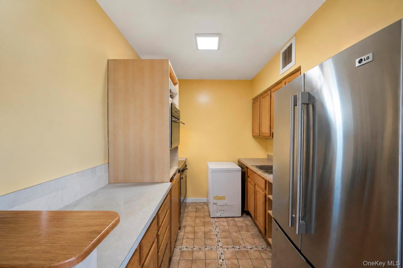Single Family Barbey Street Brooklyn, NY 11207, MLS-1042375-7