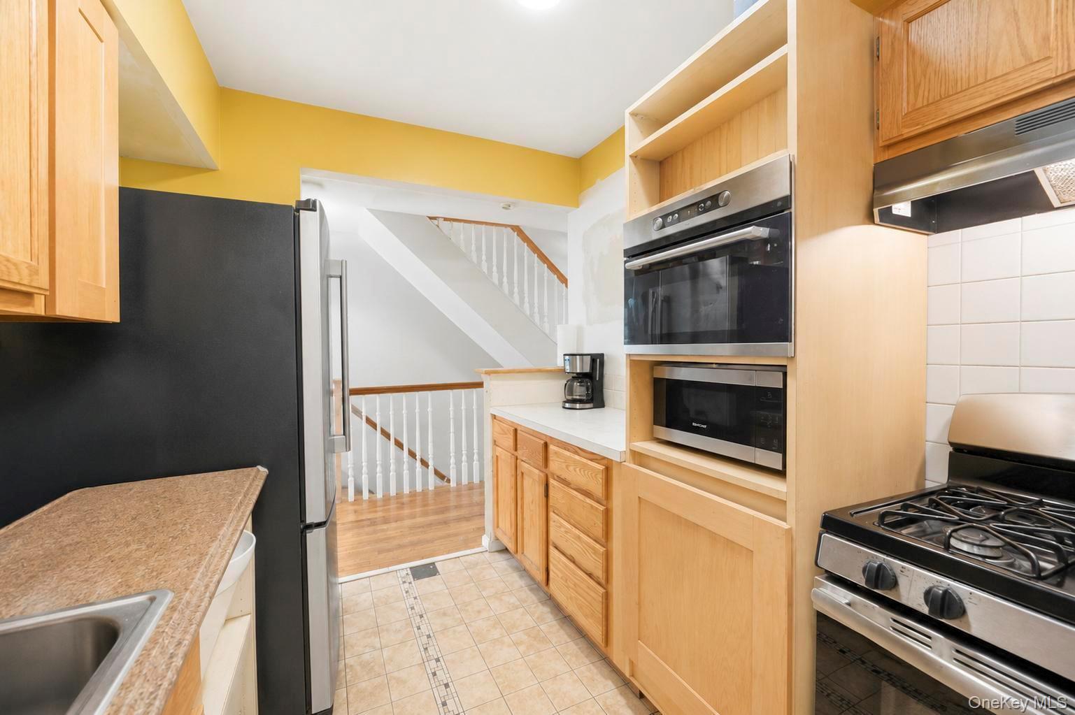 Single Family Barbey Street Brooklyn, NY 11207, MLS-1042375-8