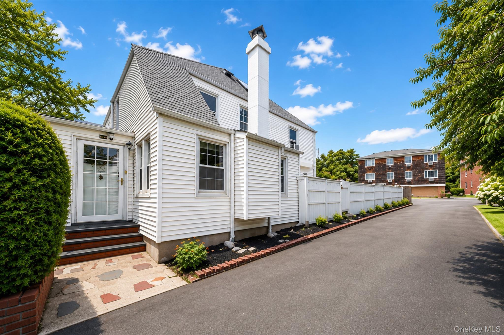 Single Family Van Nostrand Court  Queens, NY 11362, MLS-1042392-2