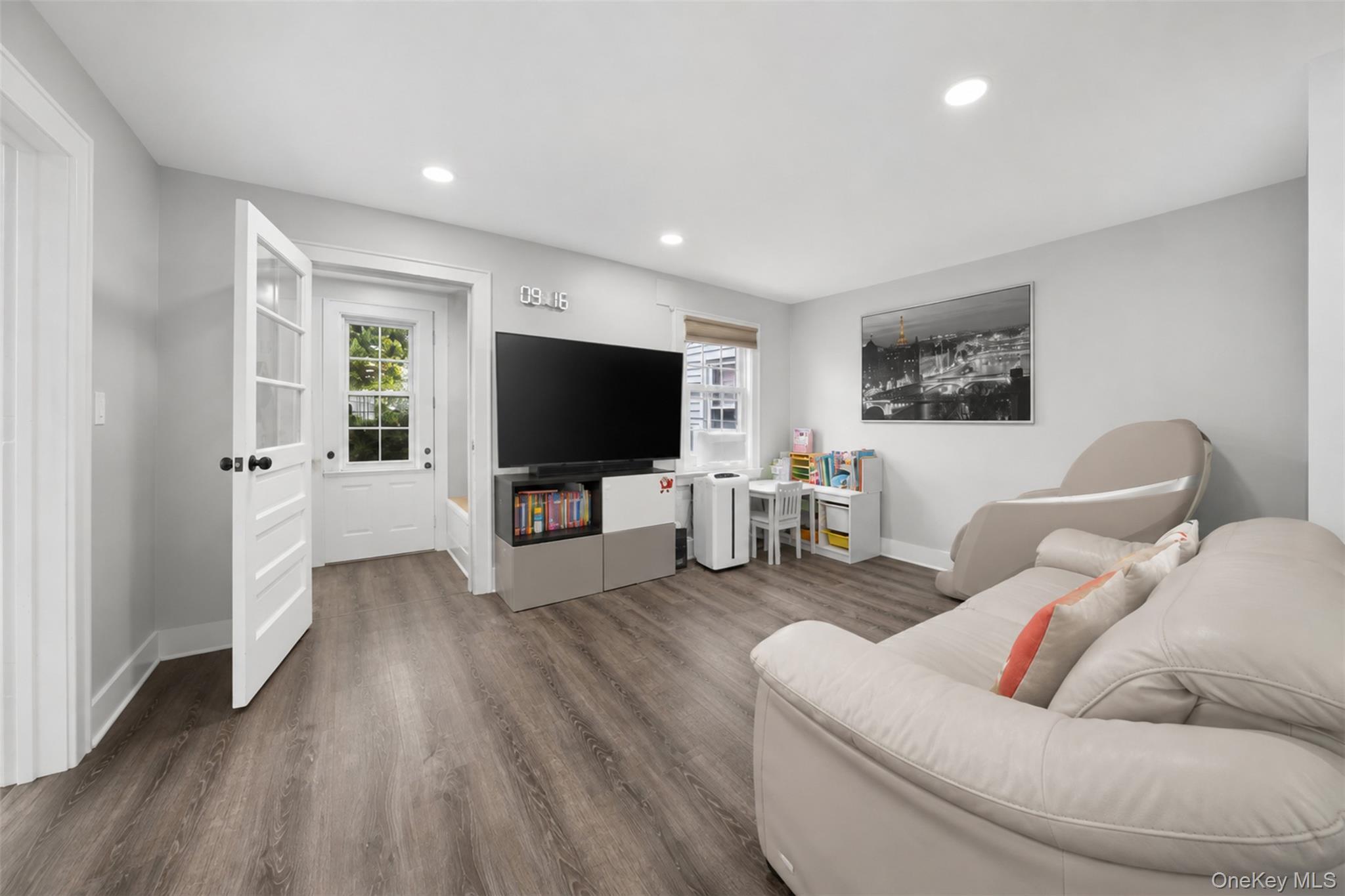 Single Family Van Nostrand Court  Queens, NY 11362, MLS-1042392-7