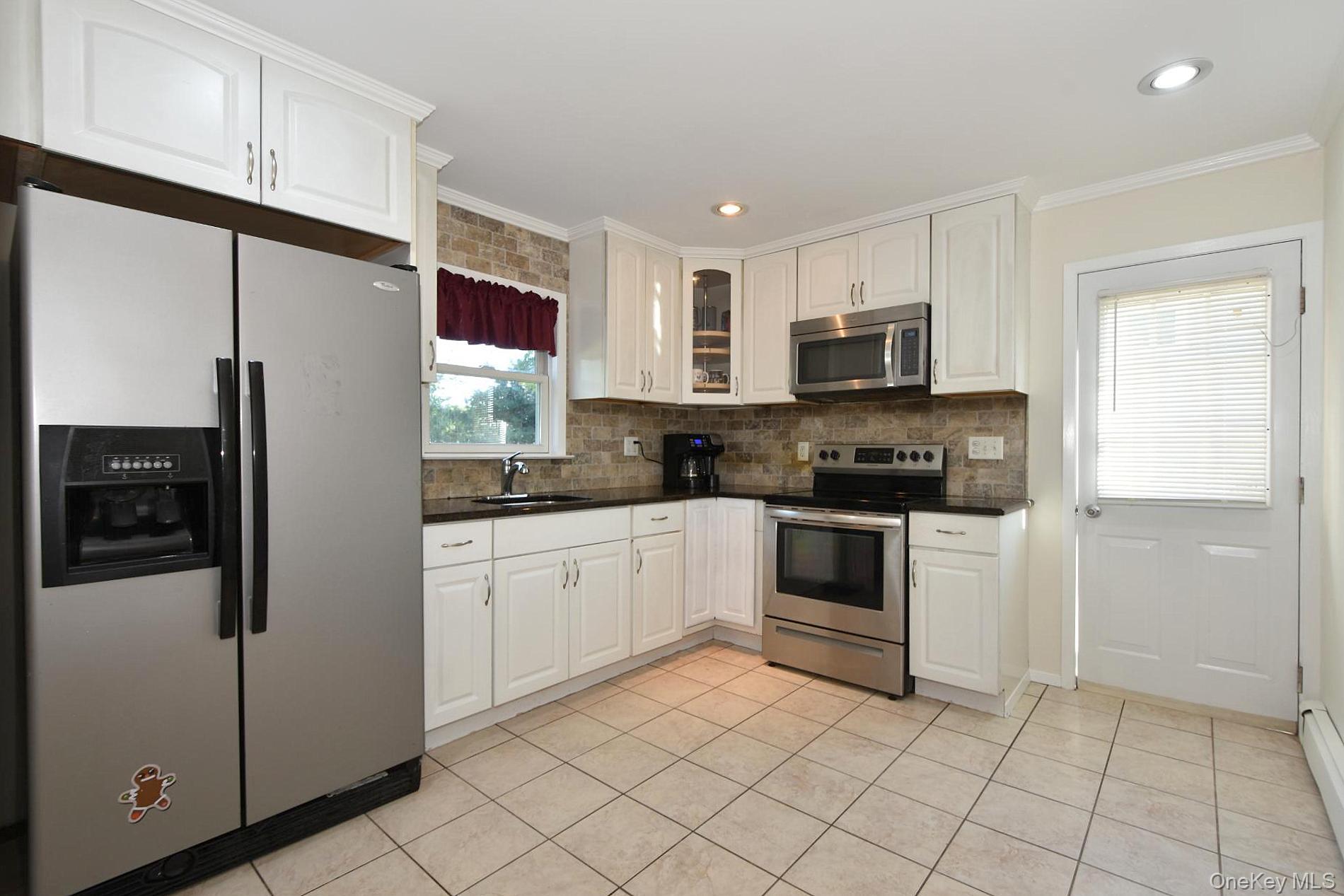 Single Family John Drive Suffolk County, NY 11738, MLS-1042394-4