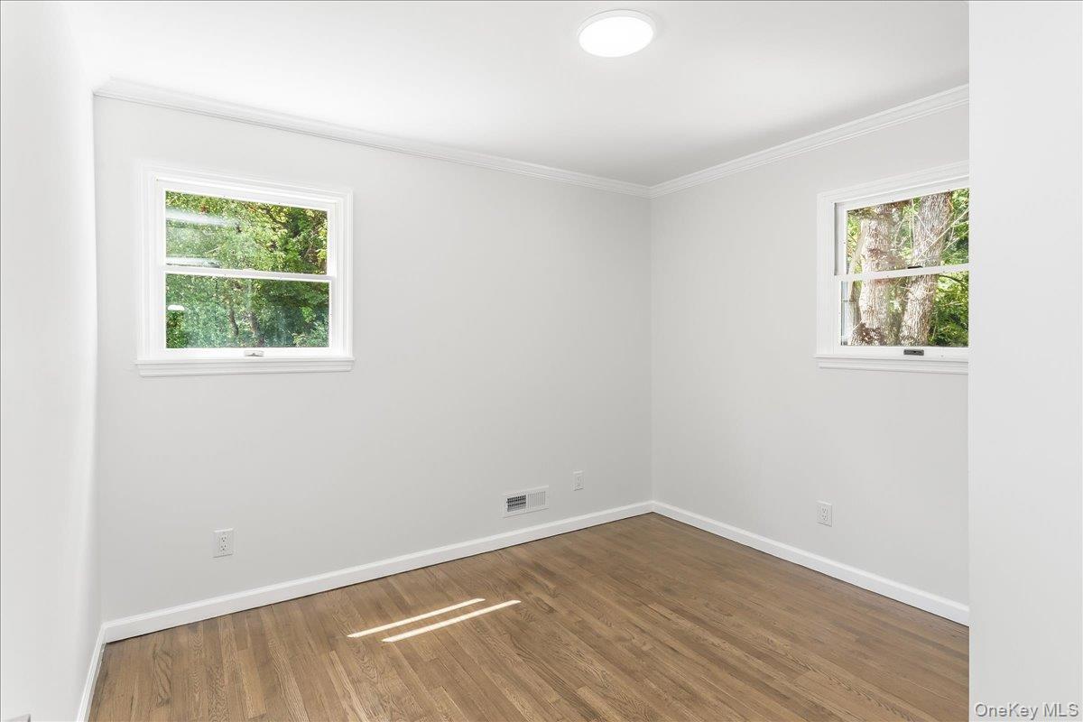 Single Family W 24th Street Suffolk County, NY 11729, MLS-1042400-18
