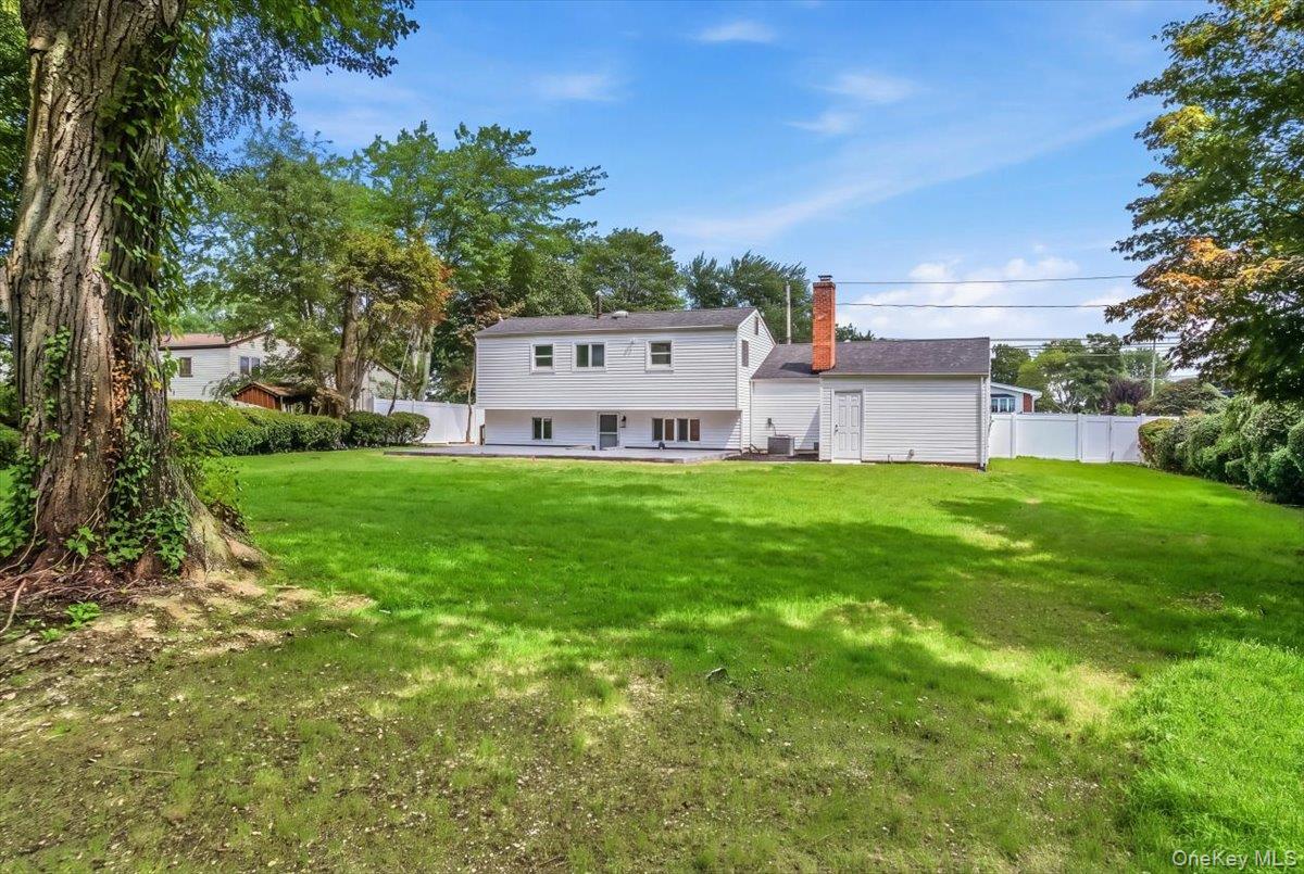 Single Family W 24th Street  Suffolk County, NY 11729, MLS-1042400-27