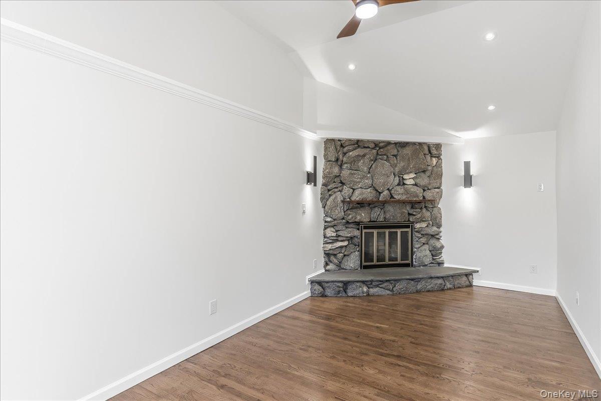 Single Family W 24th Street Suffolk County, NY 11729, MLS-1042400-5