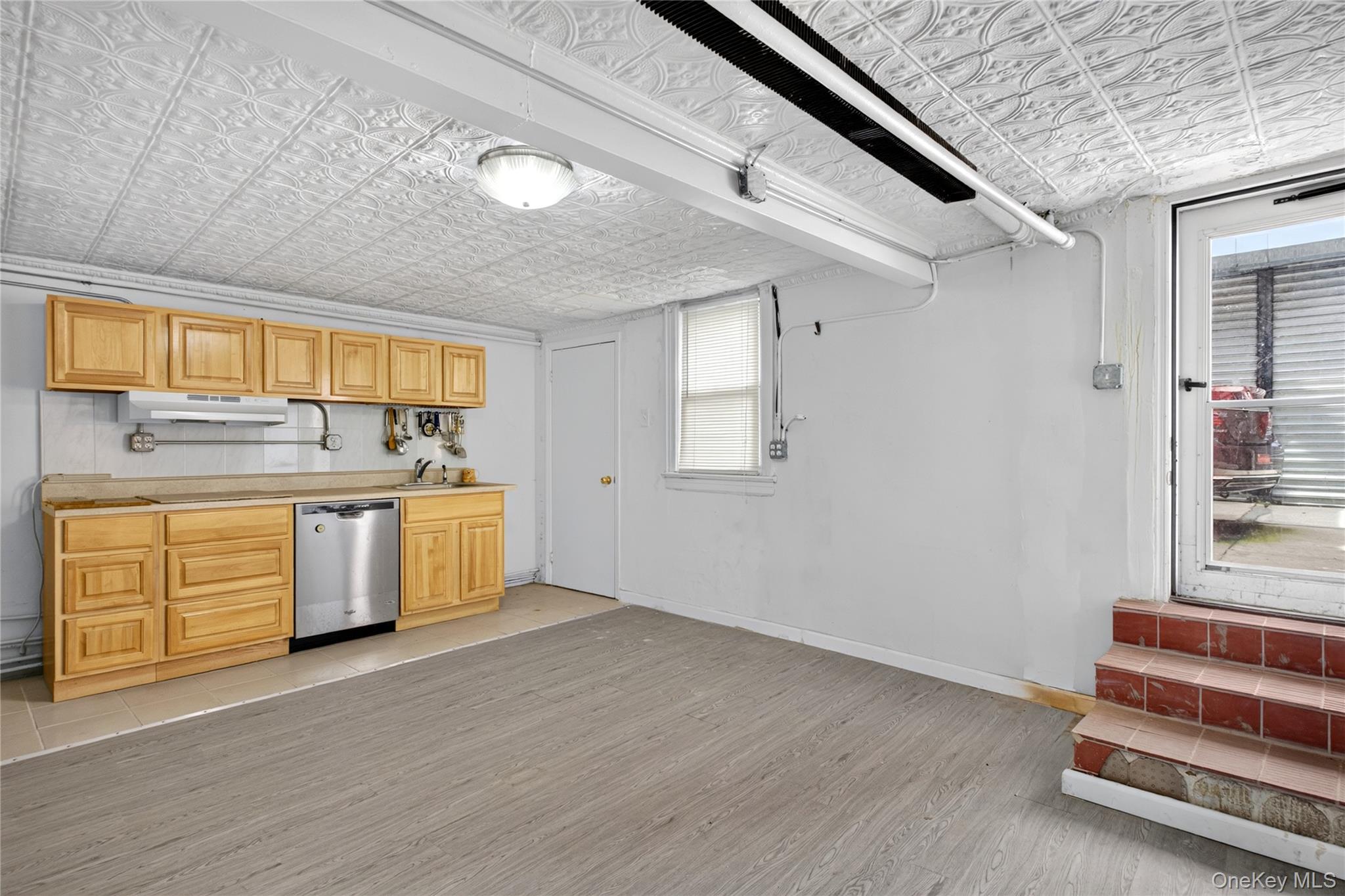 Single Family 137th Street  Queens, NY 11354, MLS-1042455-31