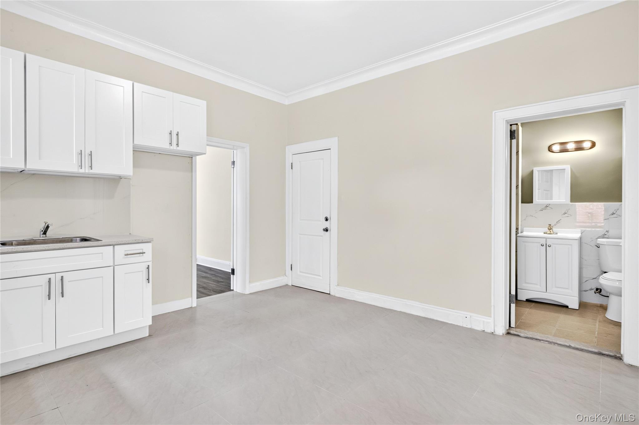 Single Family 137th Street  Queens, NY 11354, MLS-1042455-9
