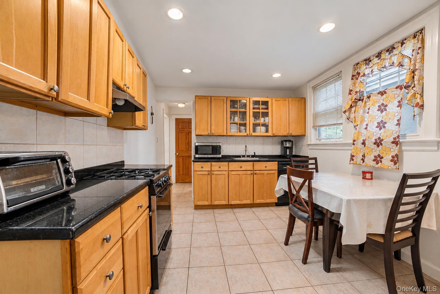 Single Family Moline Street Queens, NY 11428, MLS-1042461-4