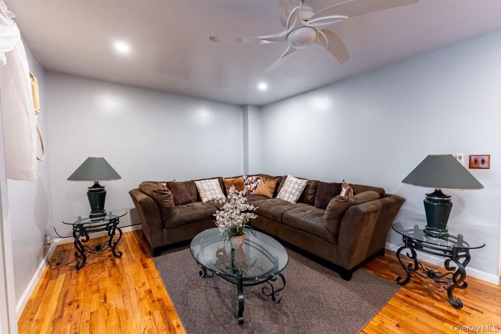 Single Family Hughes Avenue Bronx, NY 10457, MLS-1042469-11