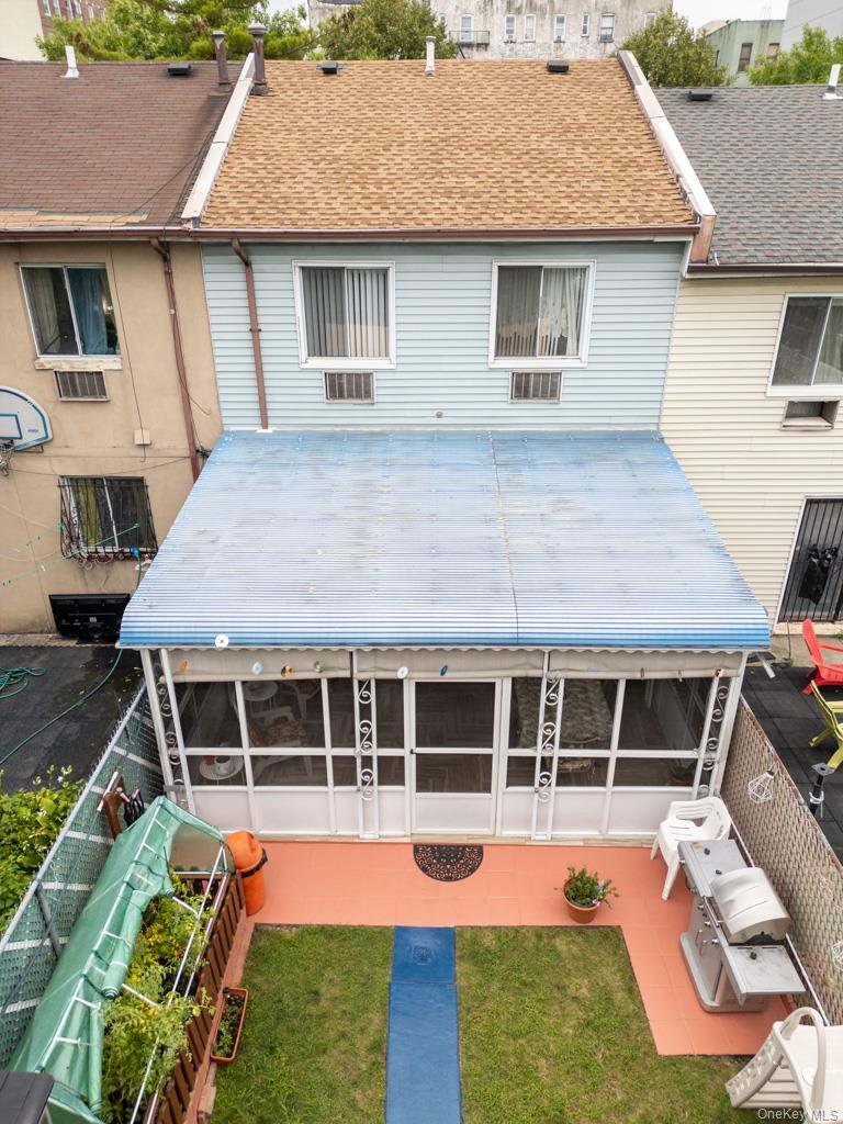 Single Family Hughes Avenue Bronx, NY 10457, MLS-1042469-2