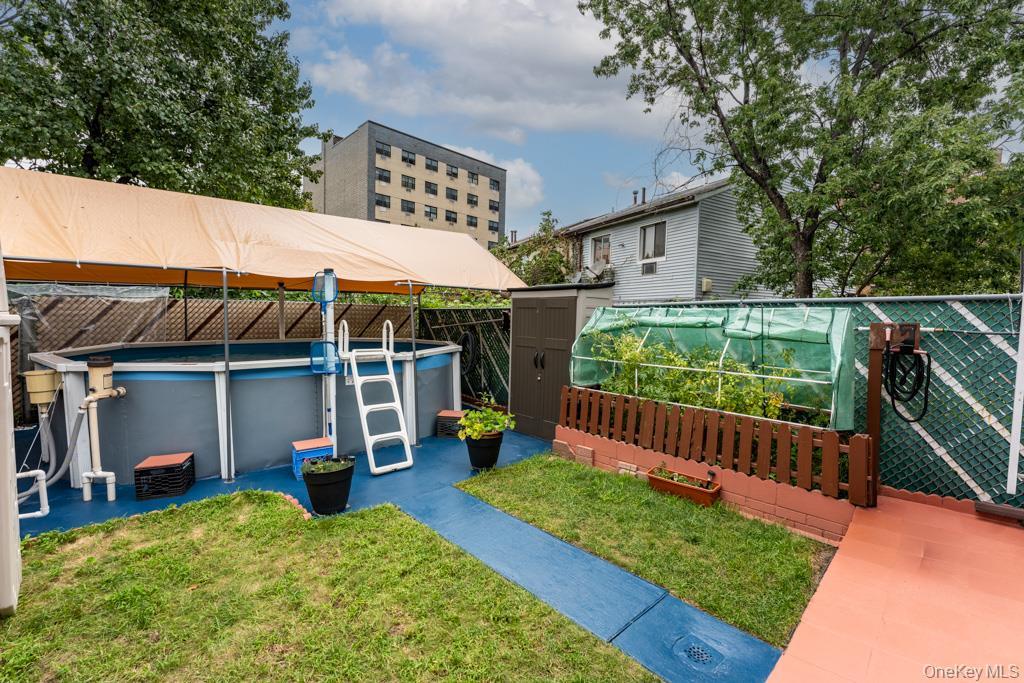 Single Family Hughes Avenue Bronx, NY 10457, MLS-1042469-5