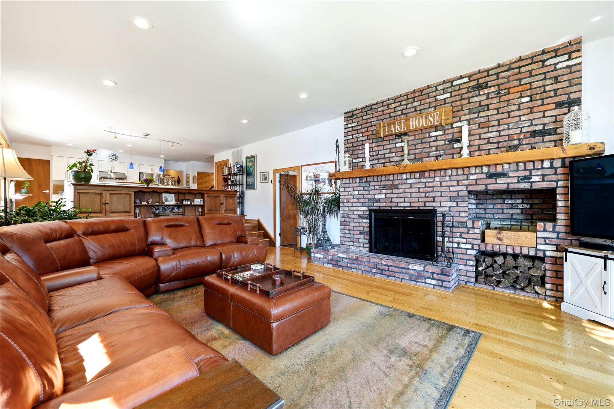 Single Family Lake Shore Drive Suffolk County, NY 11772, MLS-1042478-14