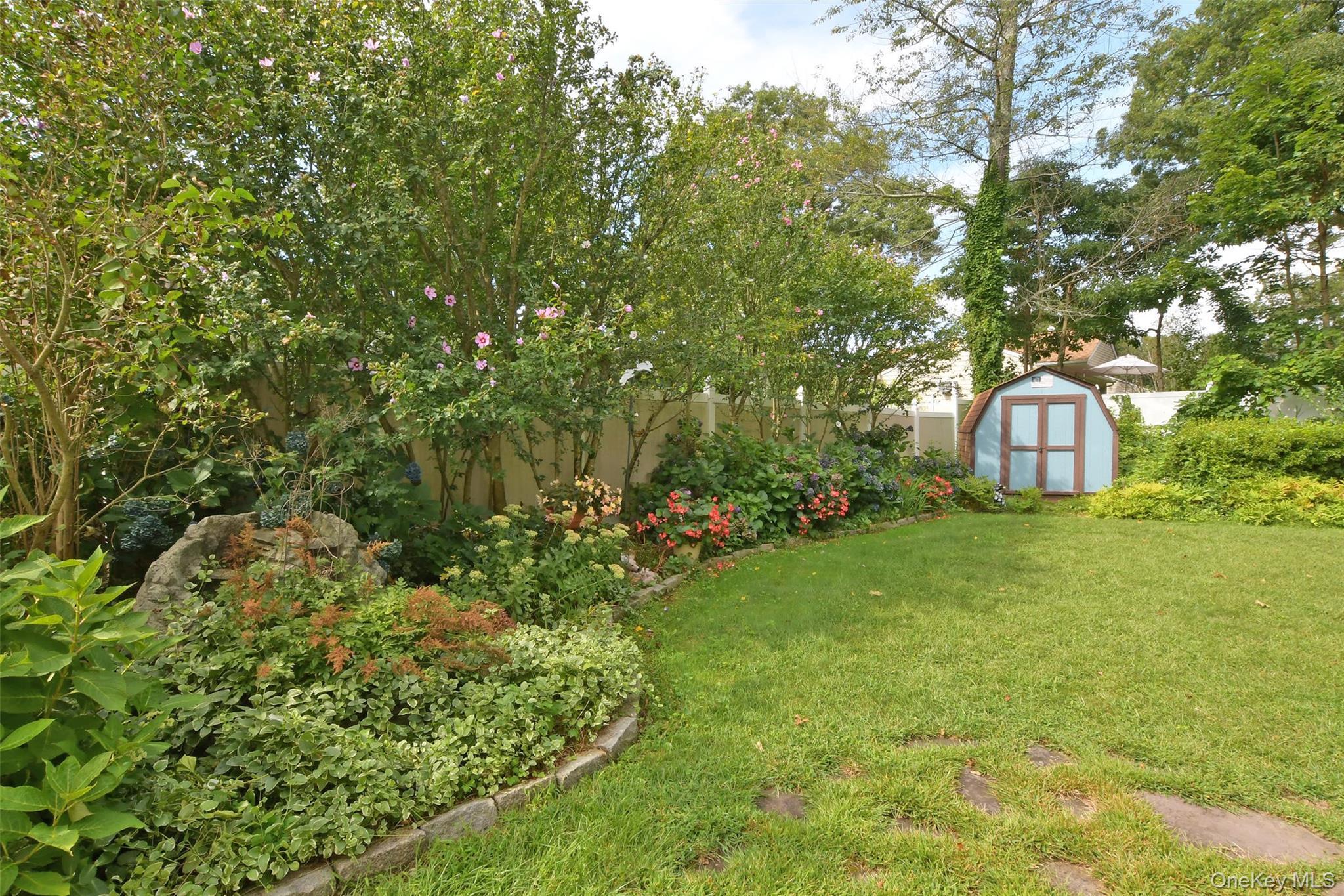 Single Family Huck Finn Lane Suffolk County, NY 11786, MLS-1042480-29