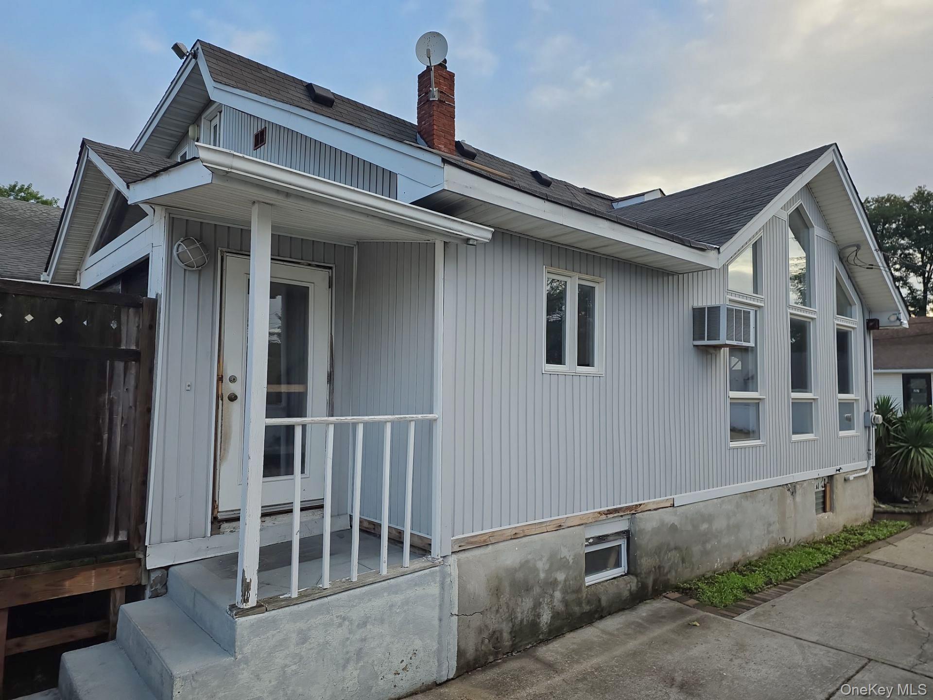 Single Family Gordon Place Nassau County, NY 11520, MLS-1042481-27