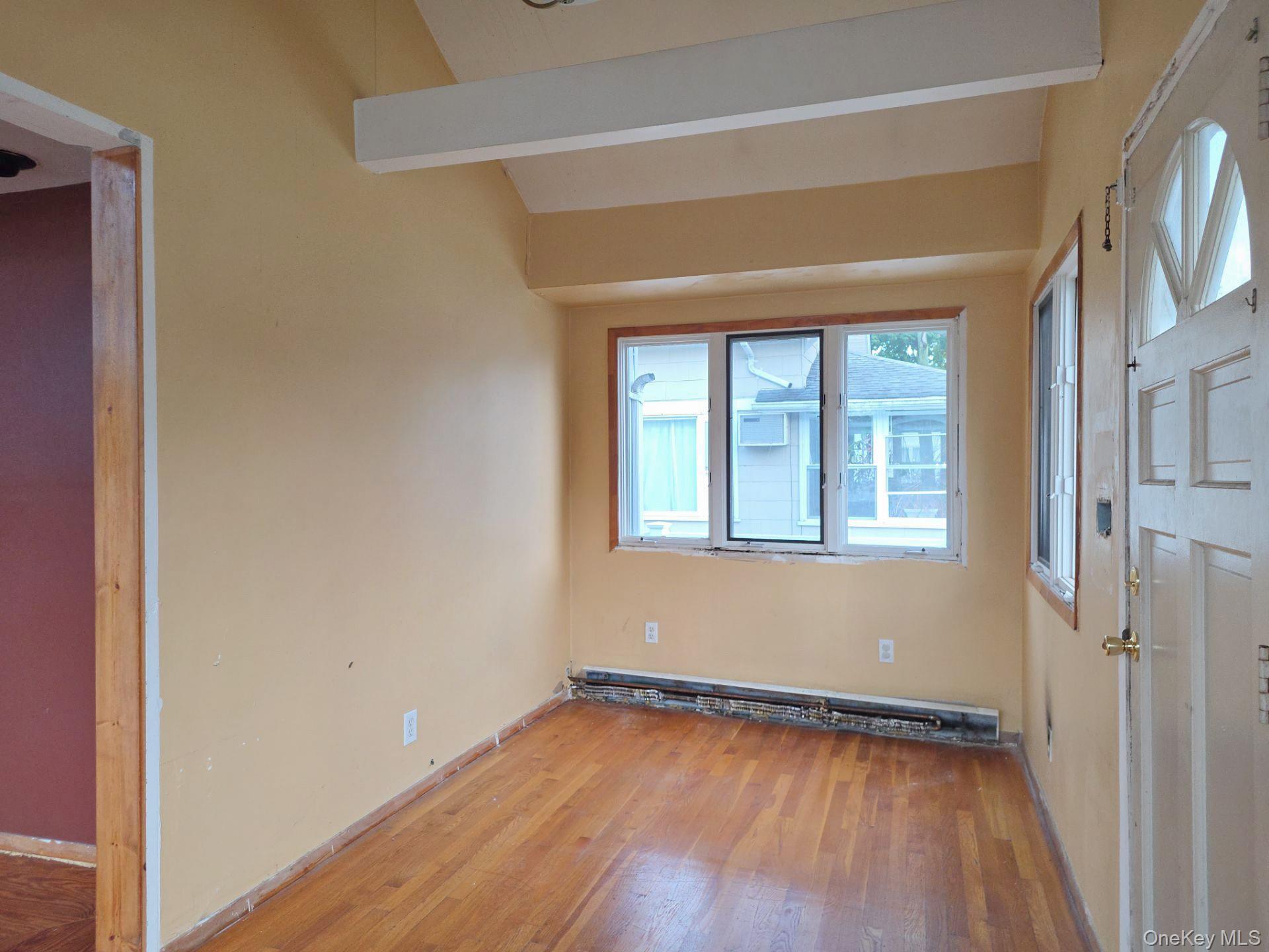 Single Family Gordon Place Nassau County, NY 11520, MLS-1042481-4
