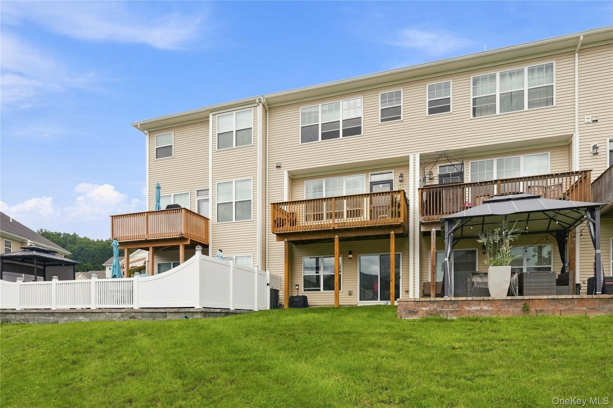 Single Family Woodrose Court  Orange County, NY 10940, MLS-1042482-29