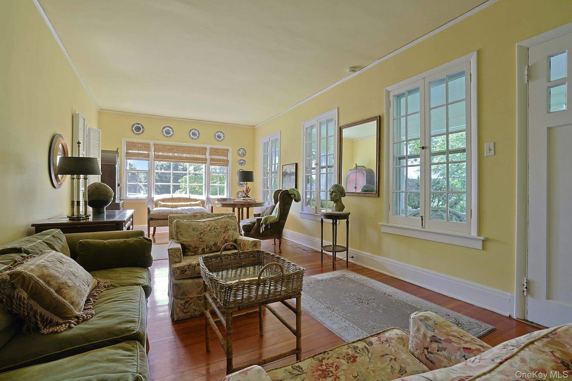 Single Family Grandview Avenue  Westchester County, NY 10570, MLS-1042508-13