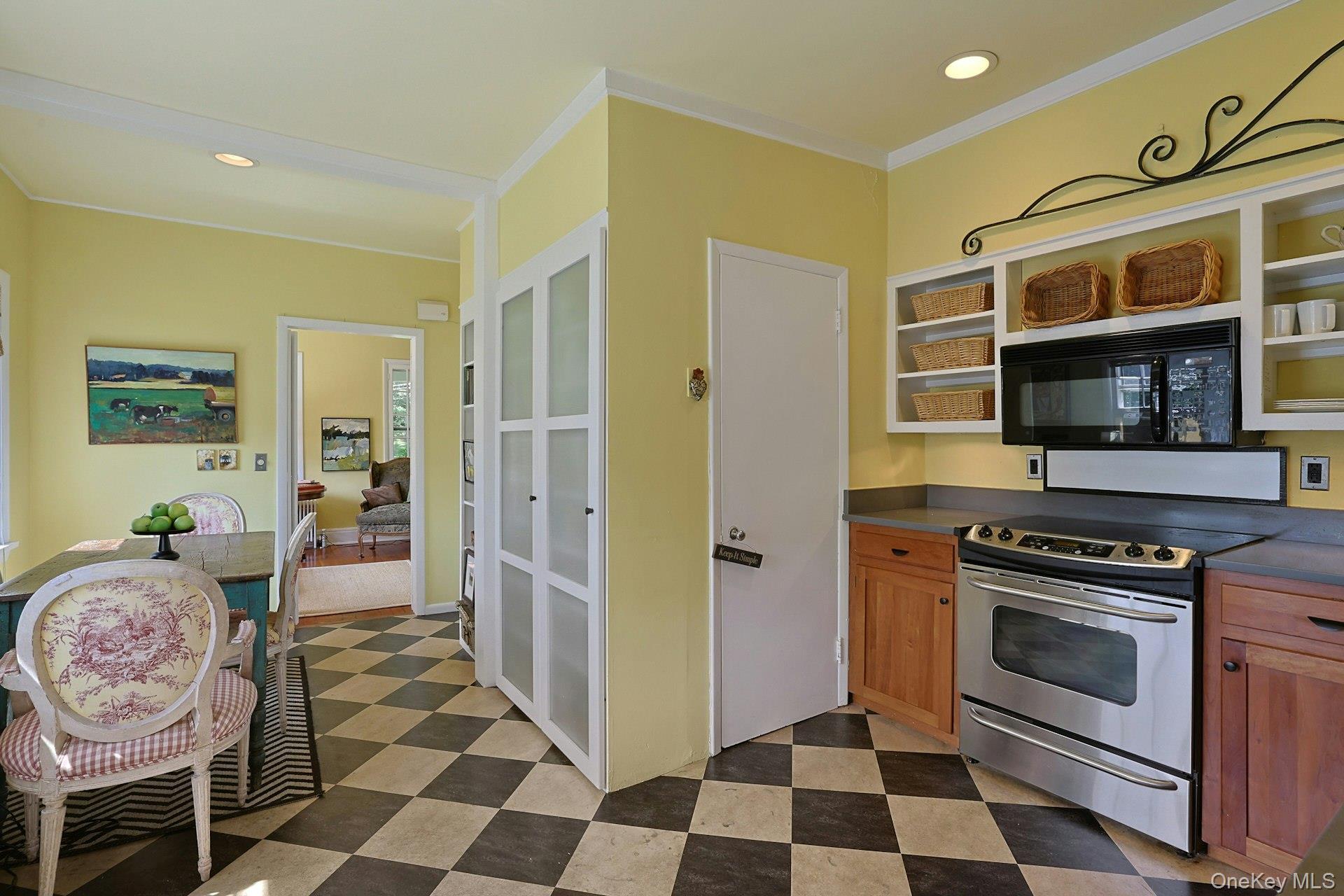 Single Family Grandview Avenue  Westchester County, NY 10570, MLS-1042508-21