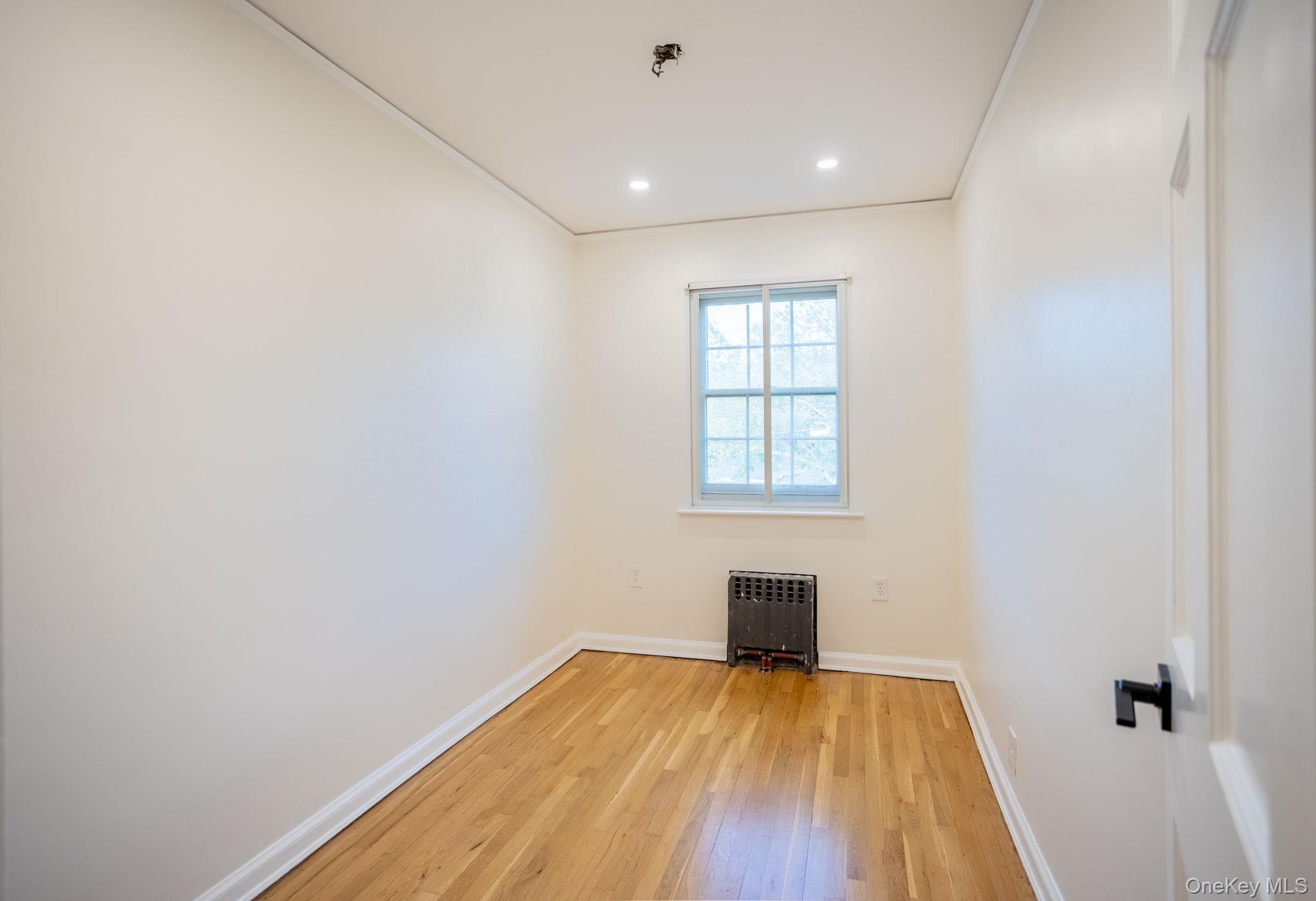 Single Family Utopia Parkway  Queens, NY 11365, MLS-1042513-9