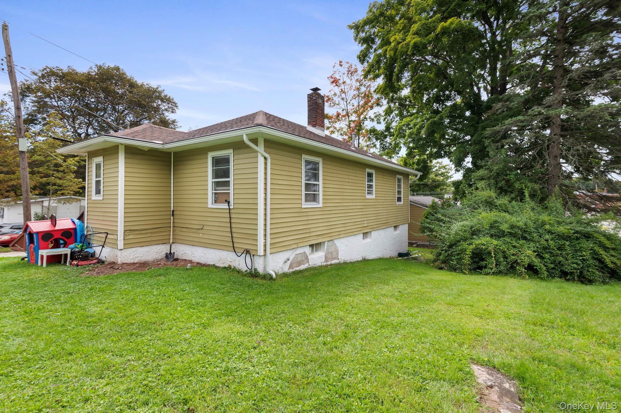 Single Family Roosa Avenue  Sullivan County, NY 12701, MLS-1042517-13