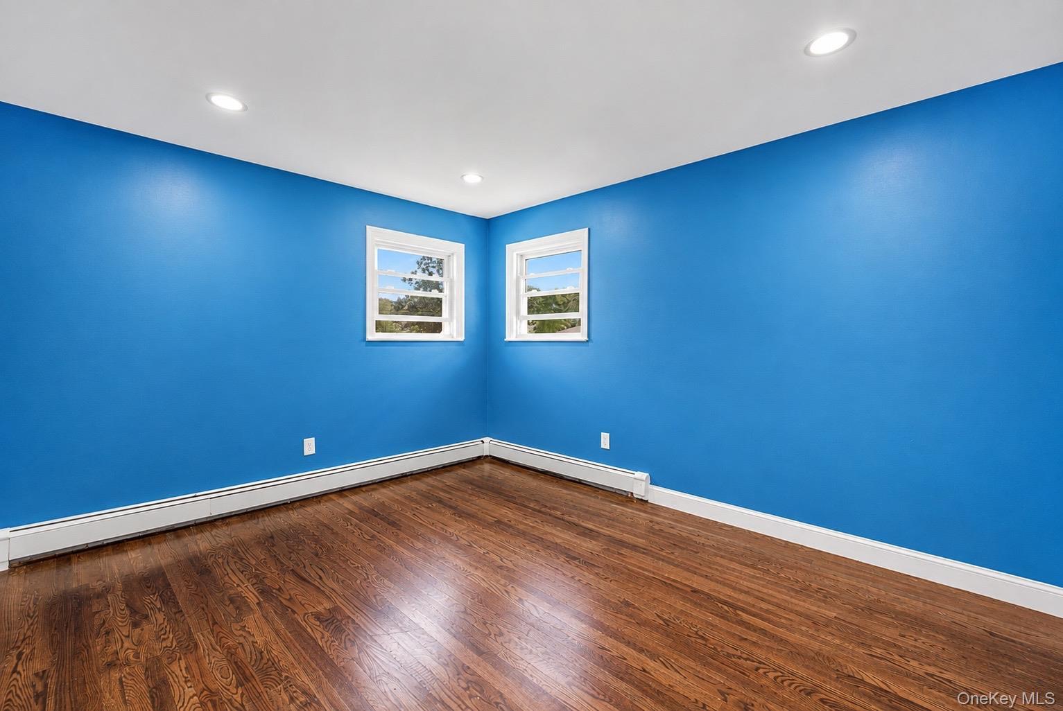 Single Family Golden Gate Drive  Suffolk County, NY 11967, MLS-1042520-4