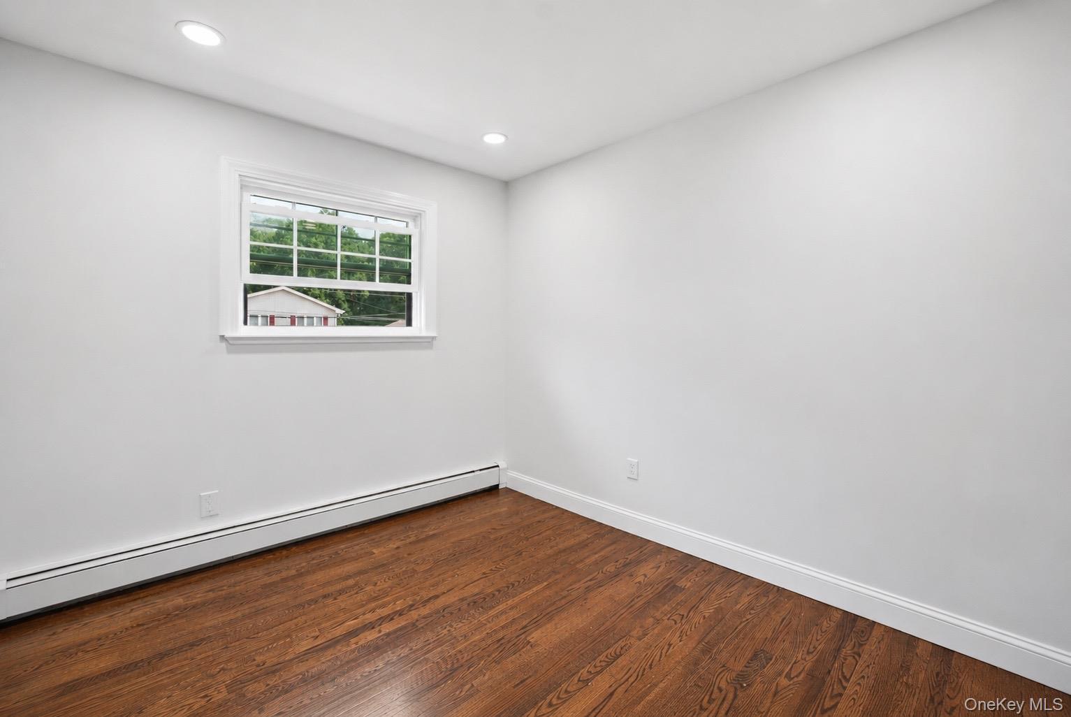 Single Family Golden Gate Drive  Suffolk County, NY 11967, MLS-1042520-7