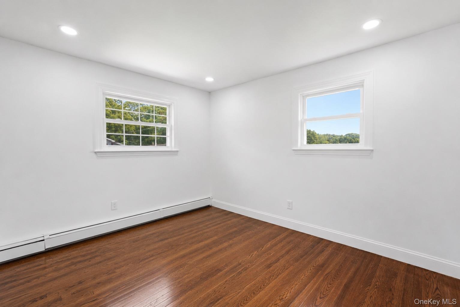 Single Family Golden Gate Drive  Suffolk County, NY 11967, MLS-1042520-8