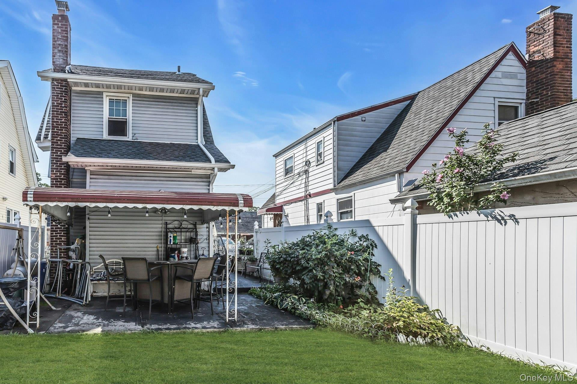 Single Family 120th Avenue Queens, NY 11412, MLS-1042535-19