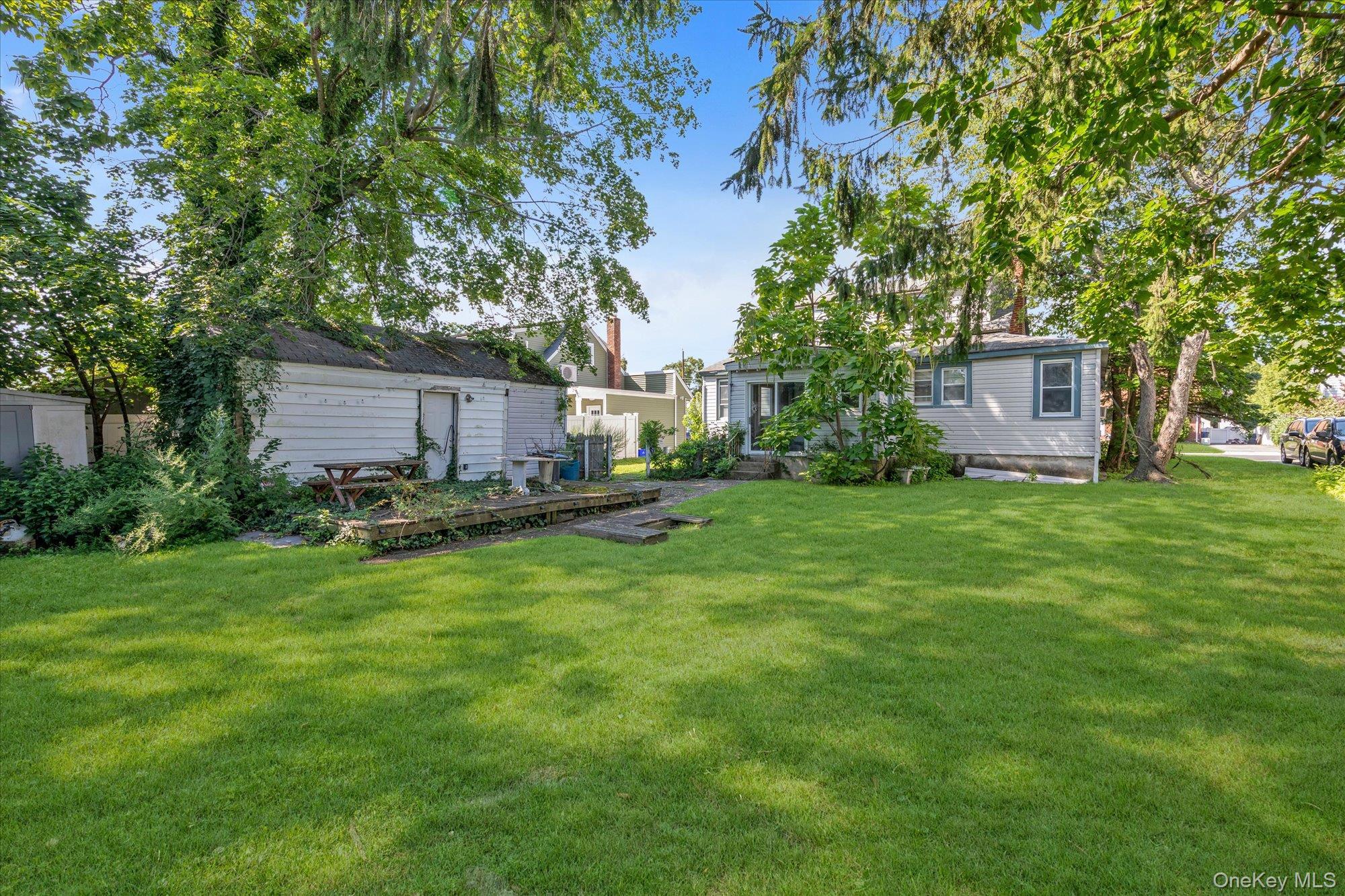Single Family Stratford Road  Nassau County, NY 11550, MLS-1042537-21