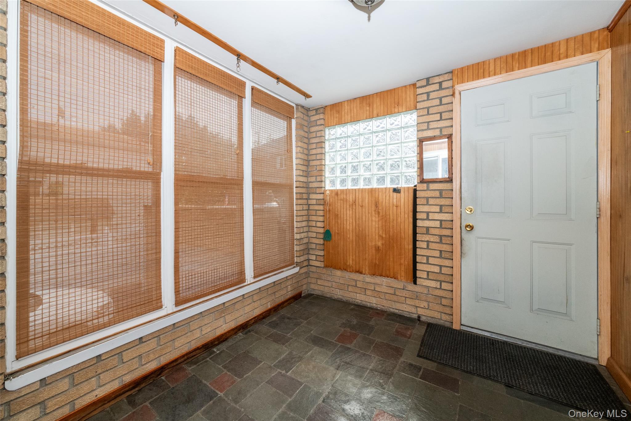 Single Family Hollywood Avenue Bronx, NY 10461, MLS-1042543-10