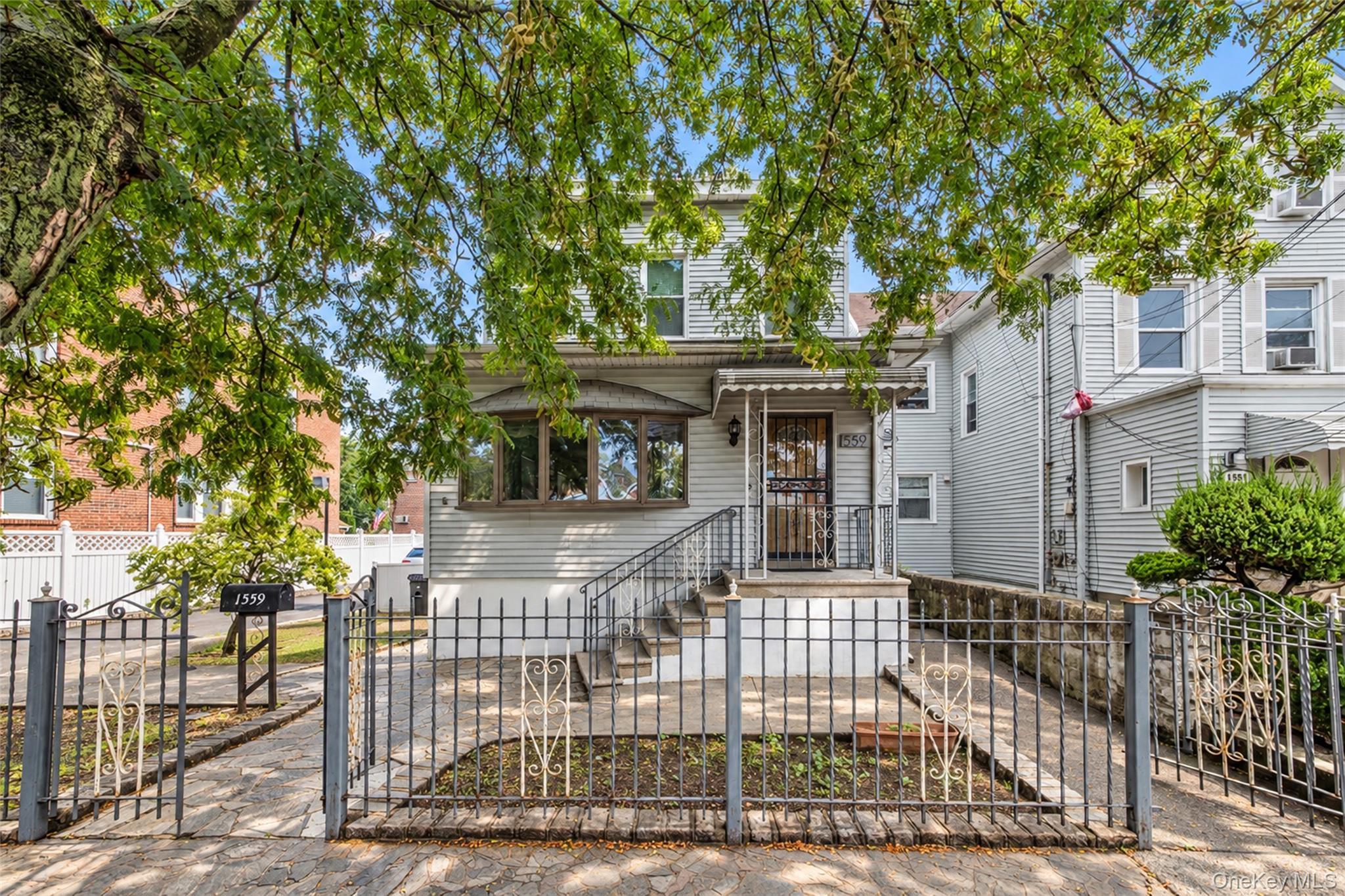 Single Family Hollywood Avenue Bronx, NY 10461, MLS-1042543-22