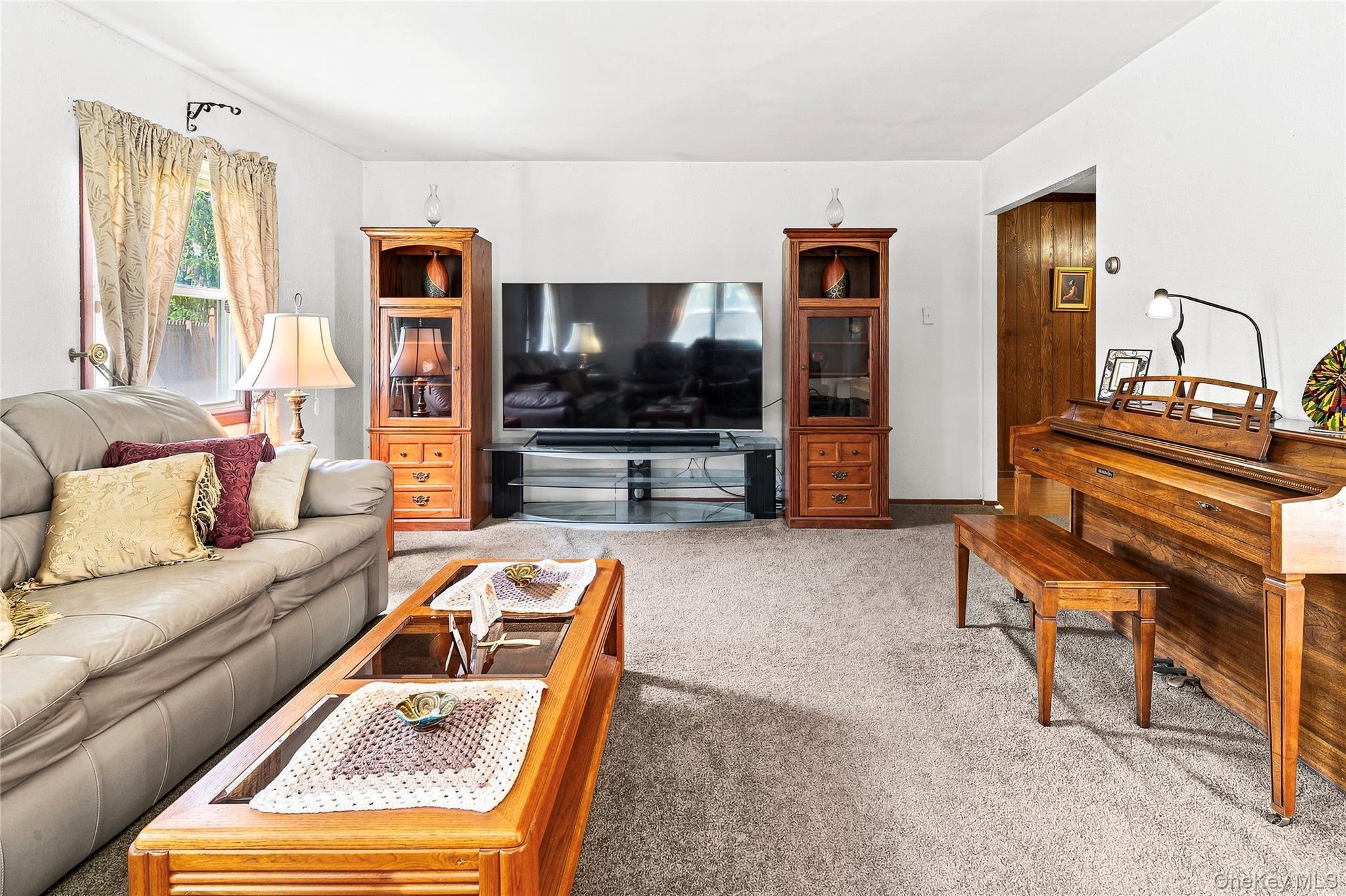 Single Family Wilmont Turn Suffolk County, NY 11727, MLS-1042553-15