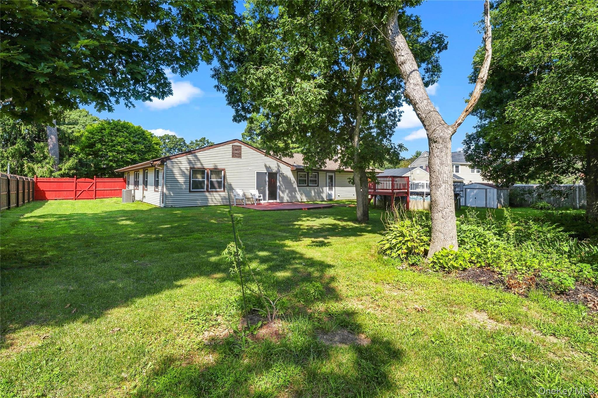 Single Family Wilmont Turn Suffolk County, NY 11727, MLS-1042553-37