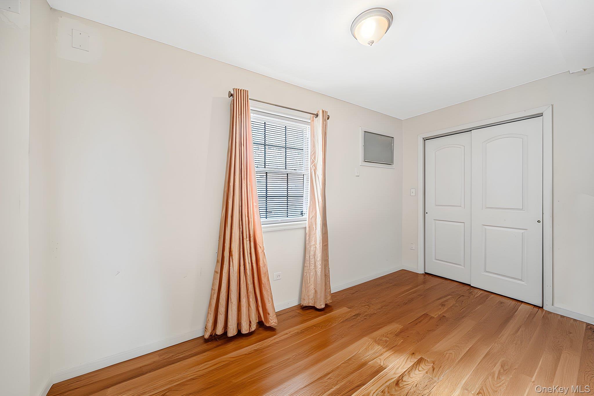 Single Family Anderson Road Queens, NY 11434, MLS-1042578-11
