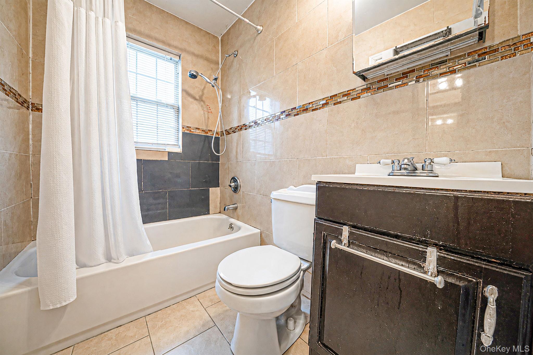 Single Family Anderson Road Queens, NY 11434, MLS-1042578-18