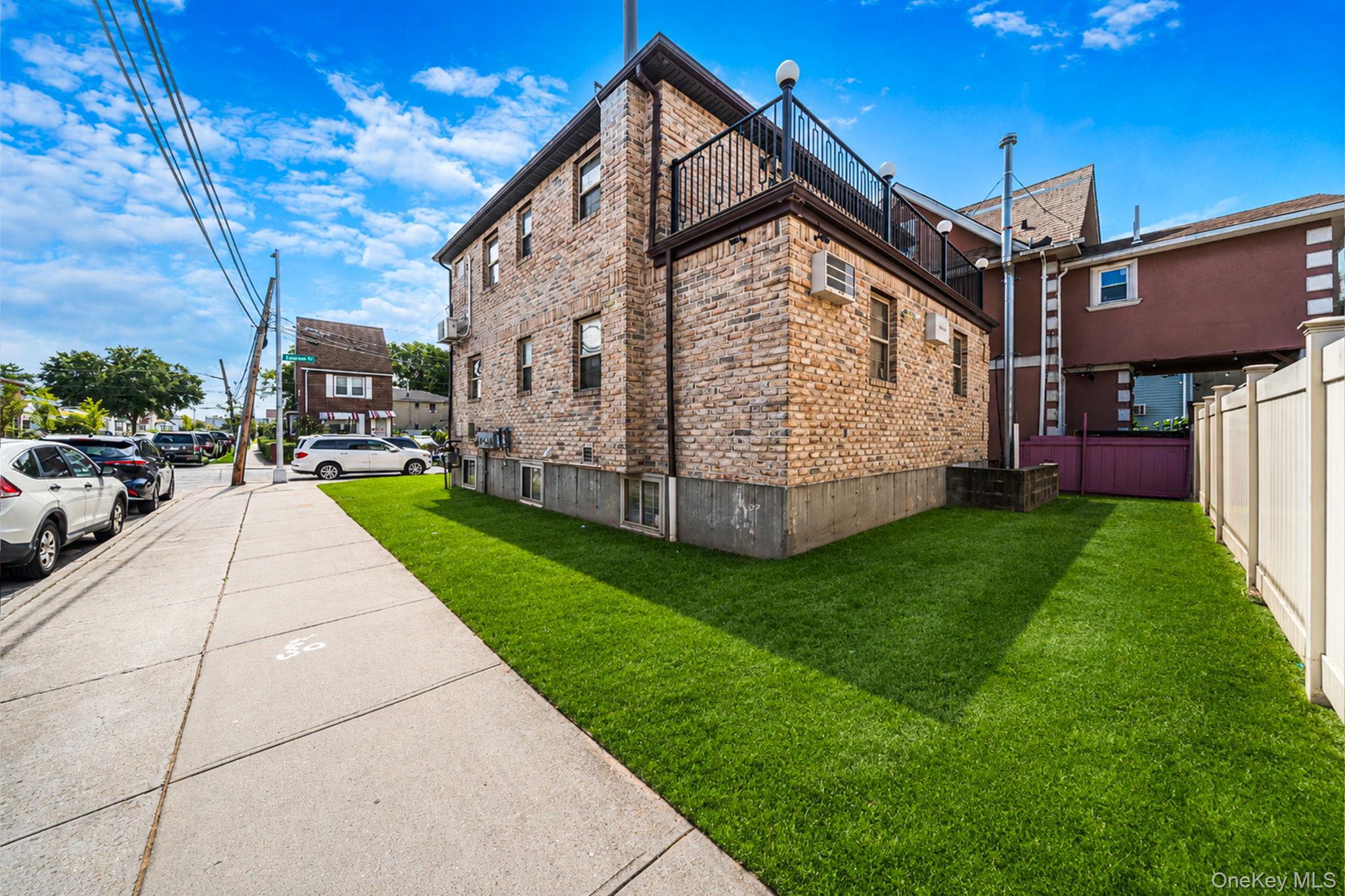 Single Family Anderson Road Queens, NY 11434, MLS-1042578-5
