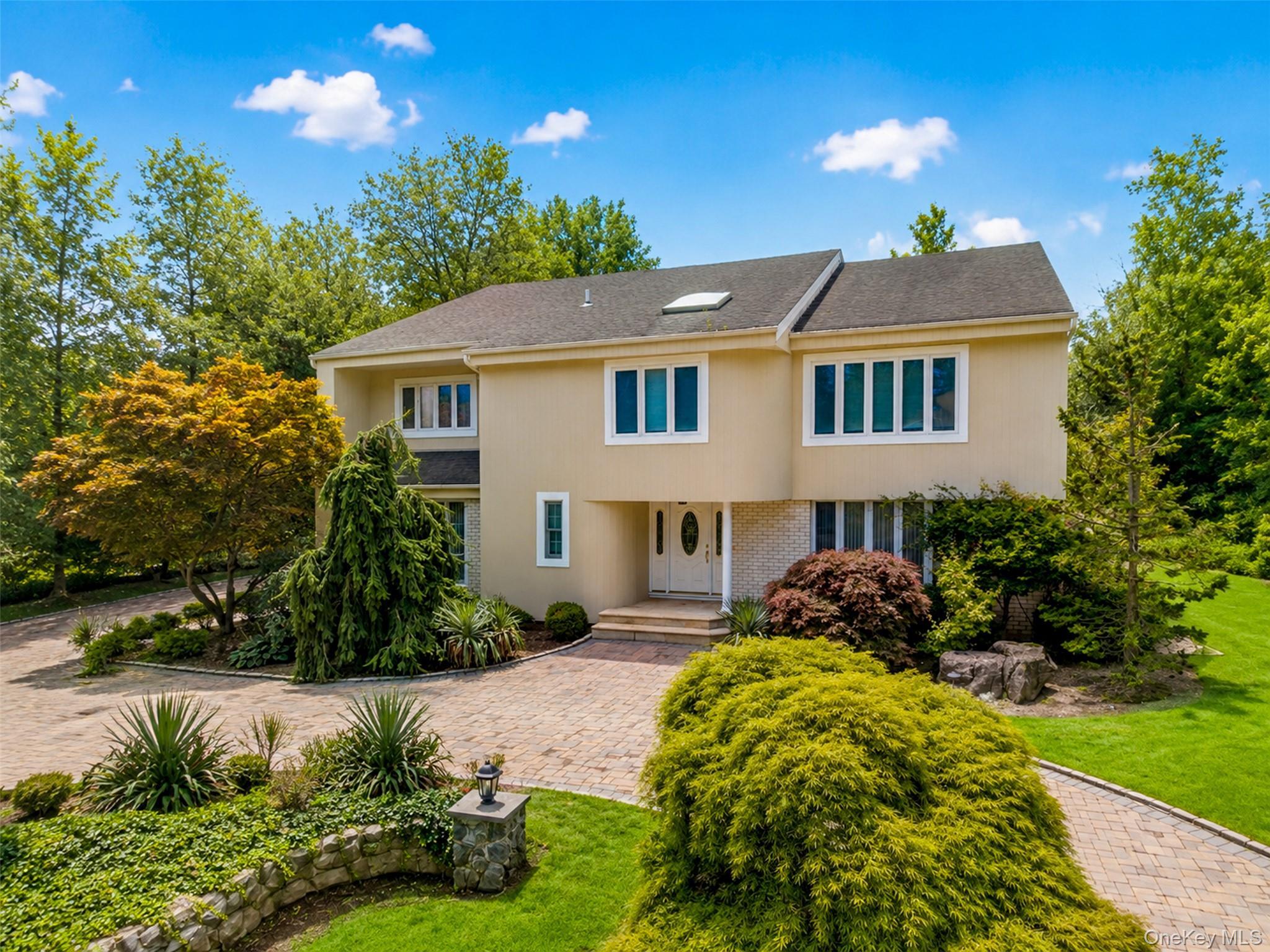 Single Family Bristol Drive  Nassau County, NY 11030, MLS-1042580-2